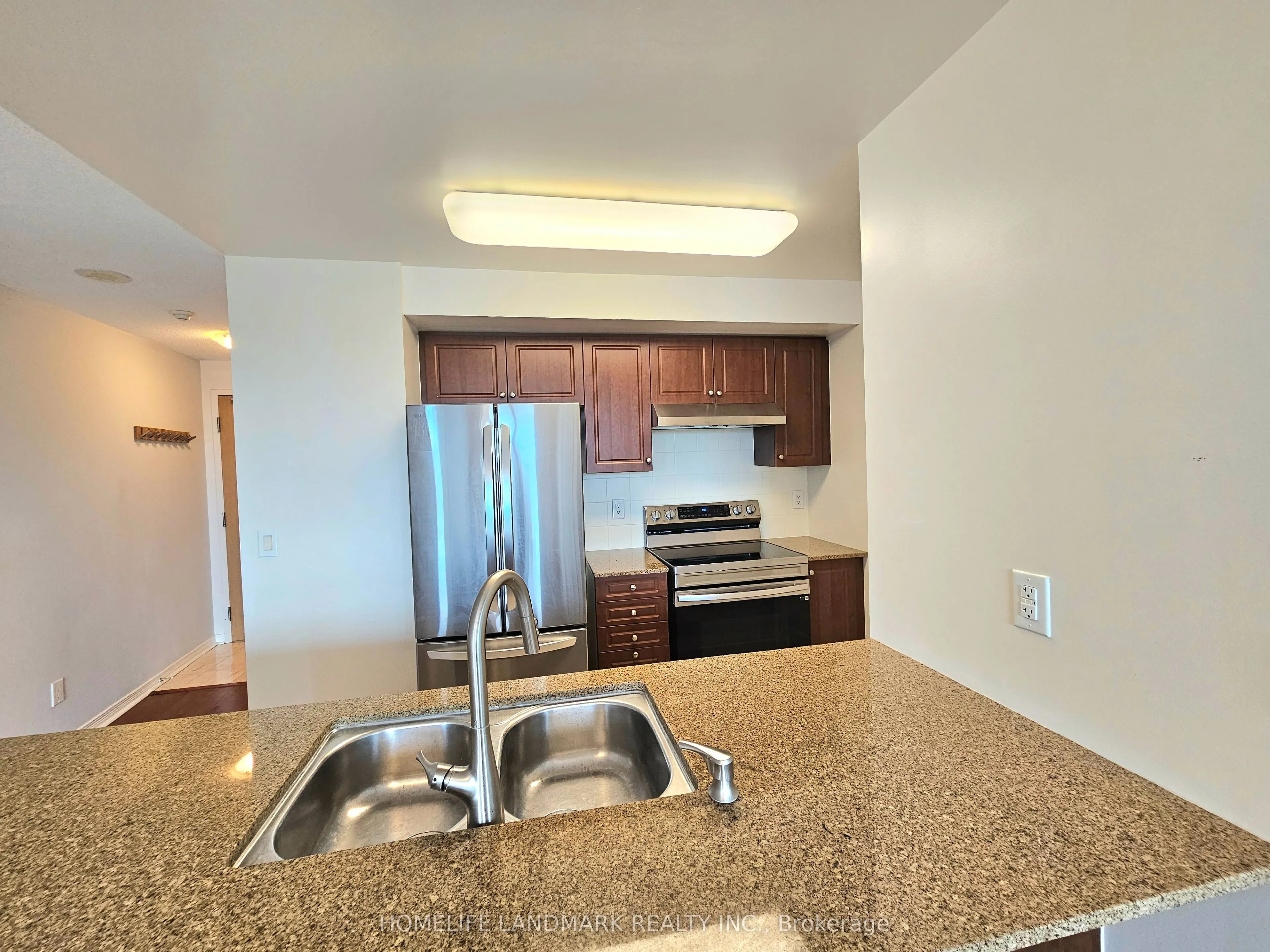 503 Beecroft Road #812