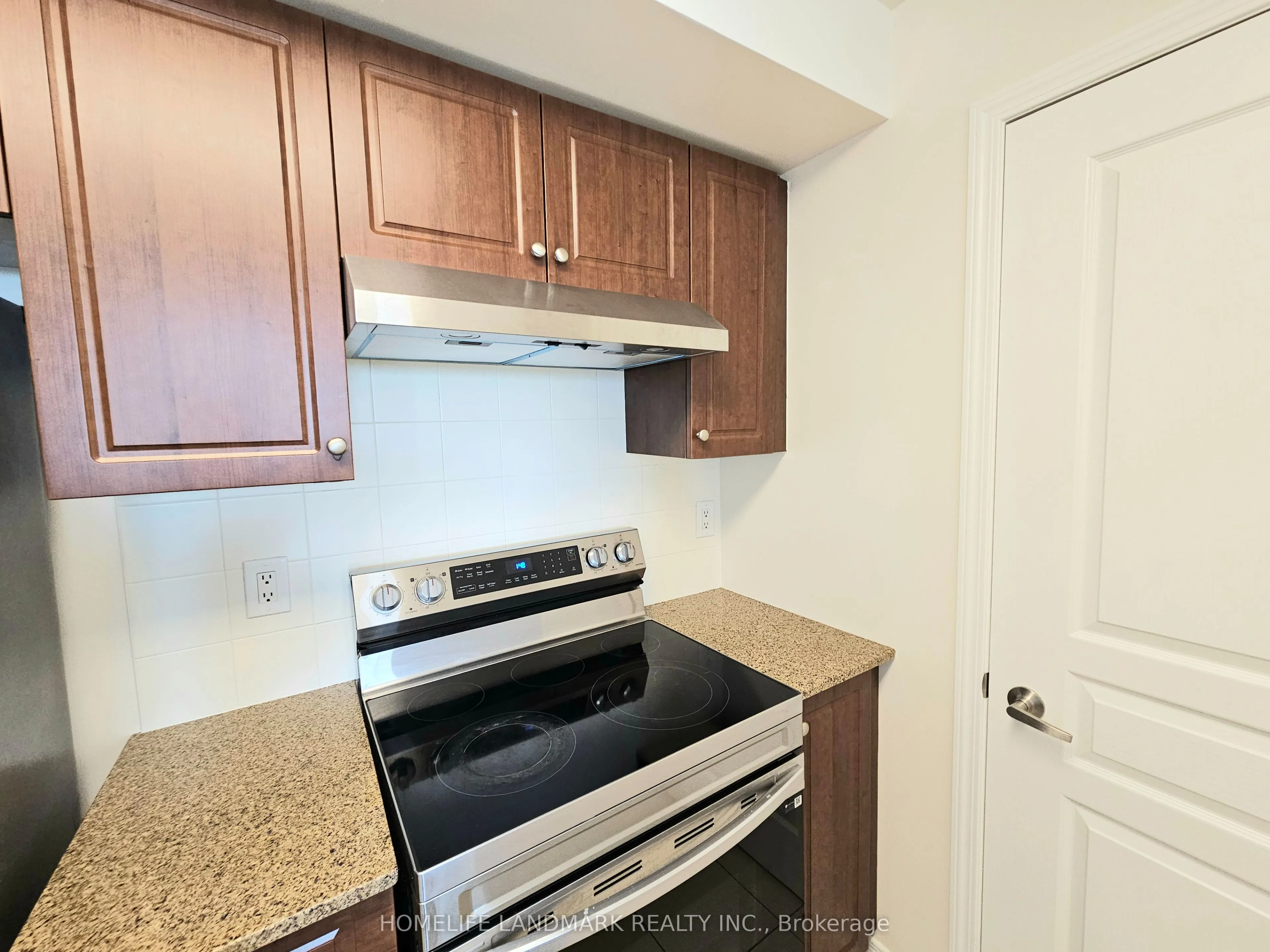 503 Beecroft Road #812