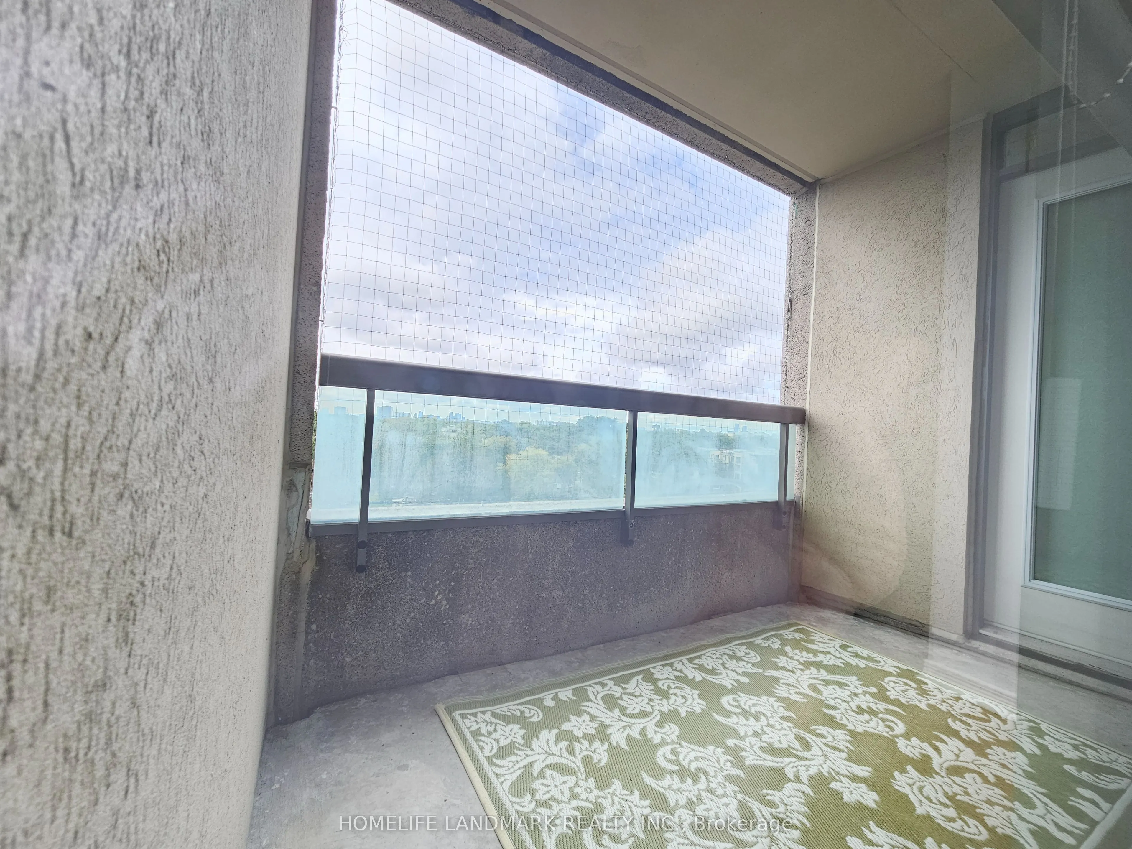503 Beecroft Road #812