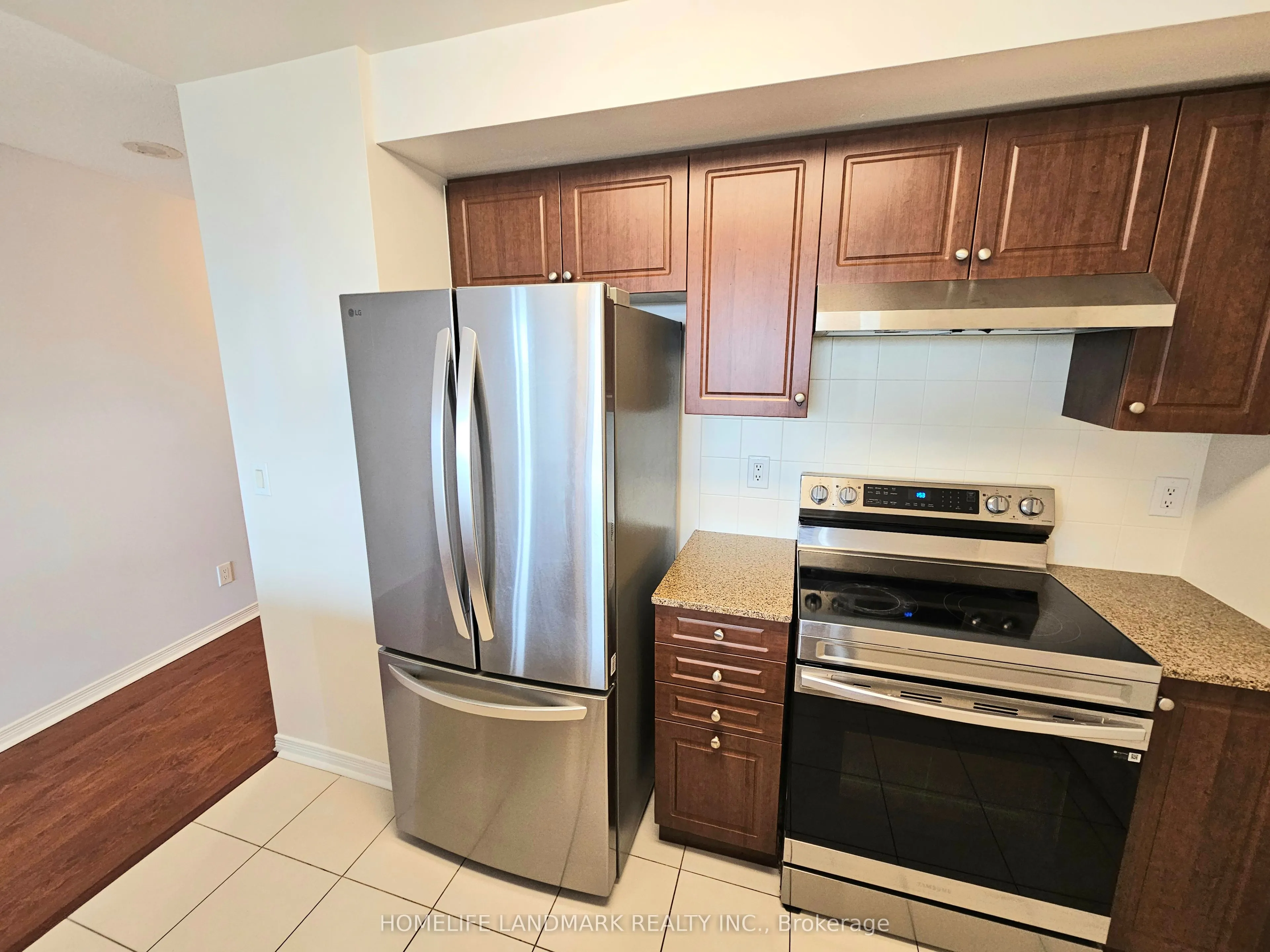 503 Beecroft Road #812
