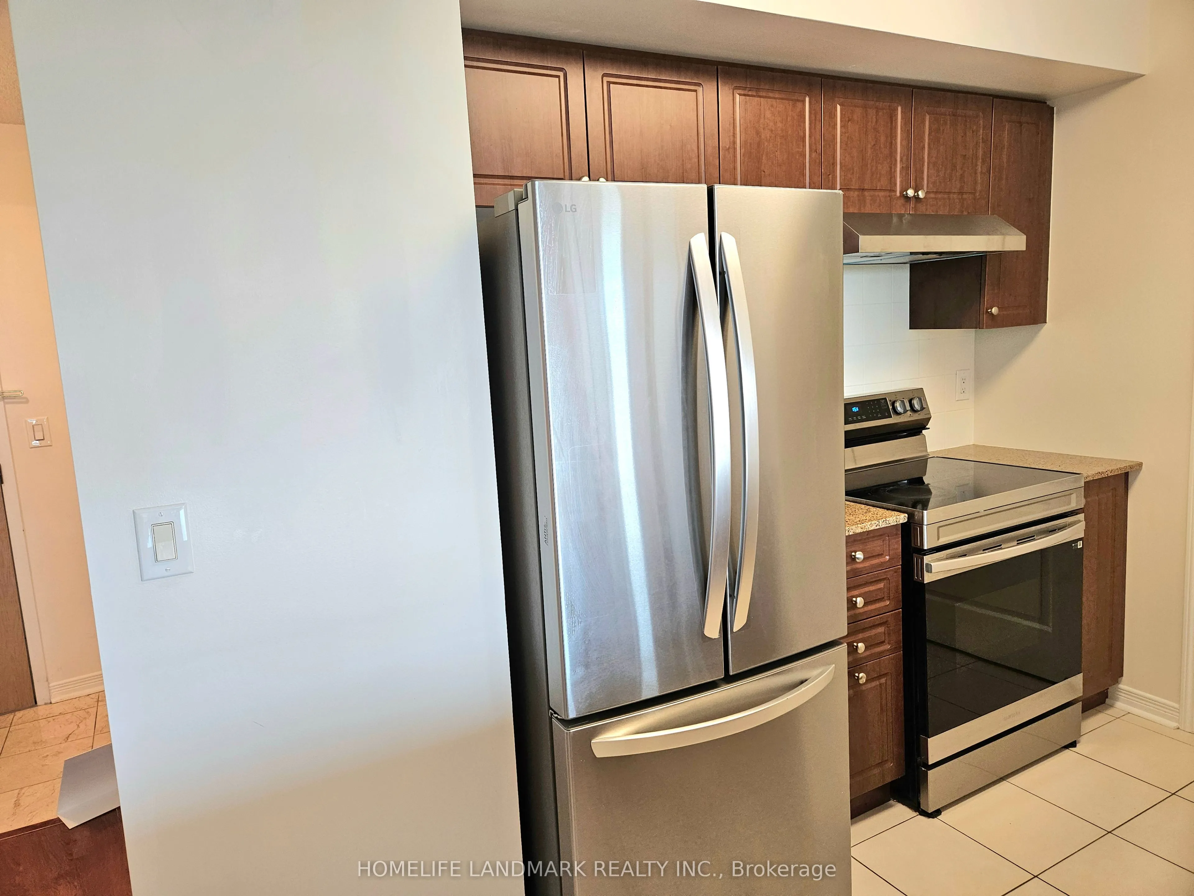 503 Beecroft Road #812