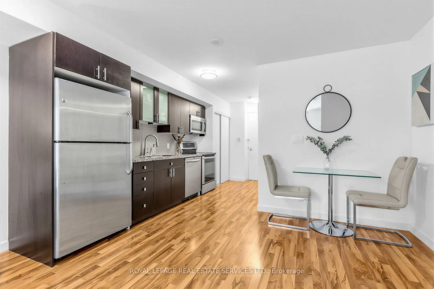 1005 King Street W #337