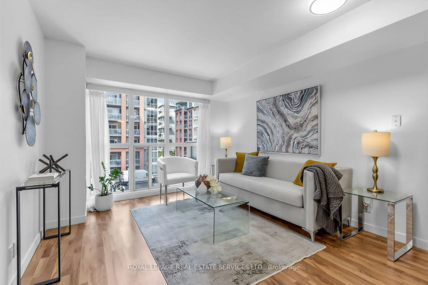 1005 King Street W #337