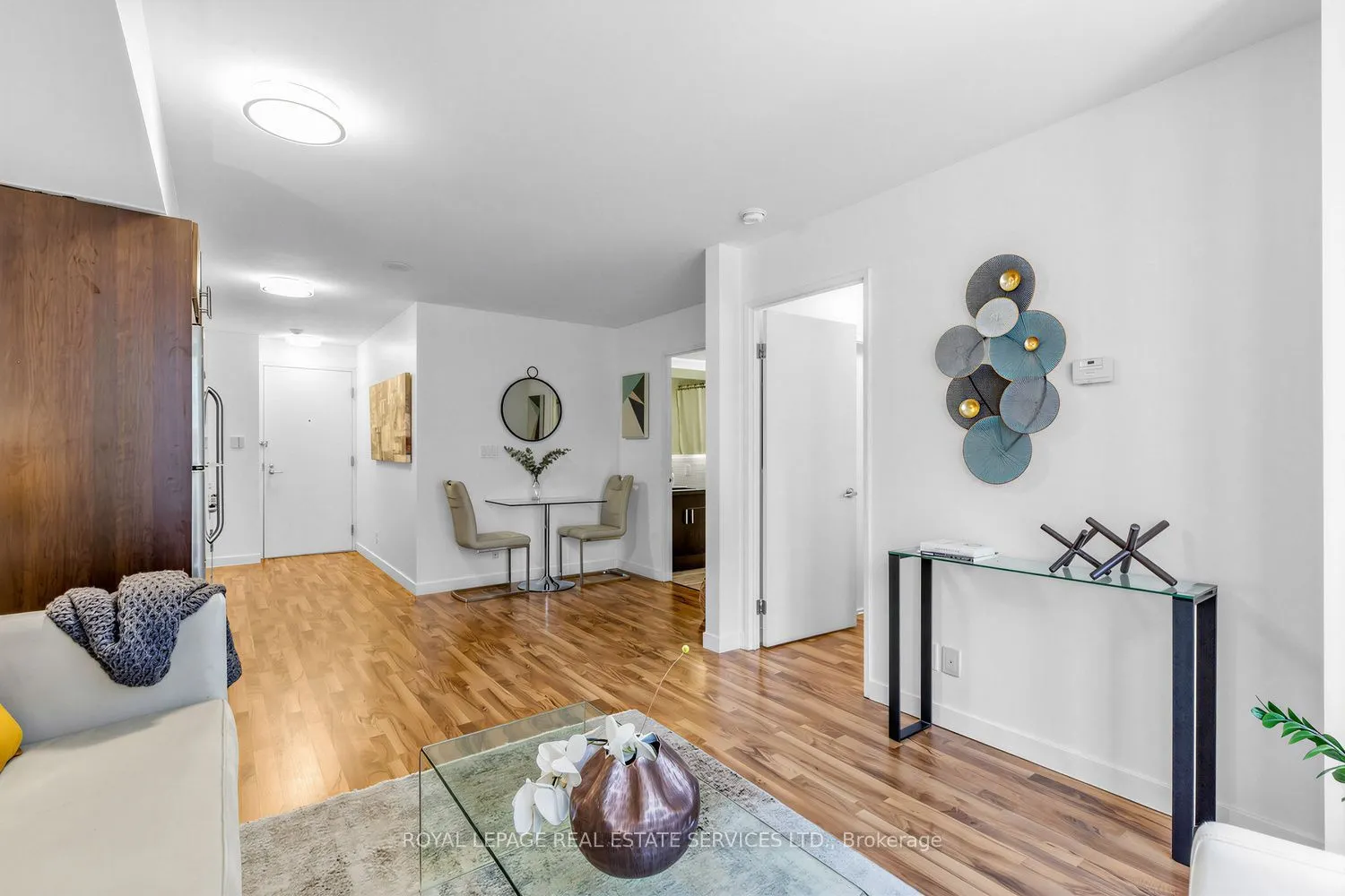 1005 King Street W #337