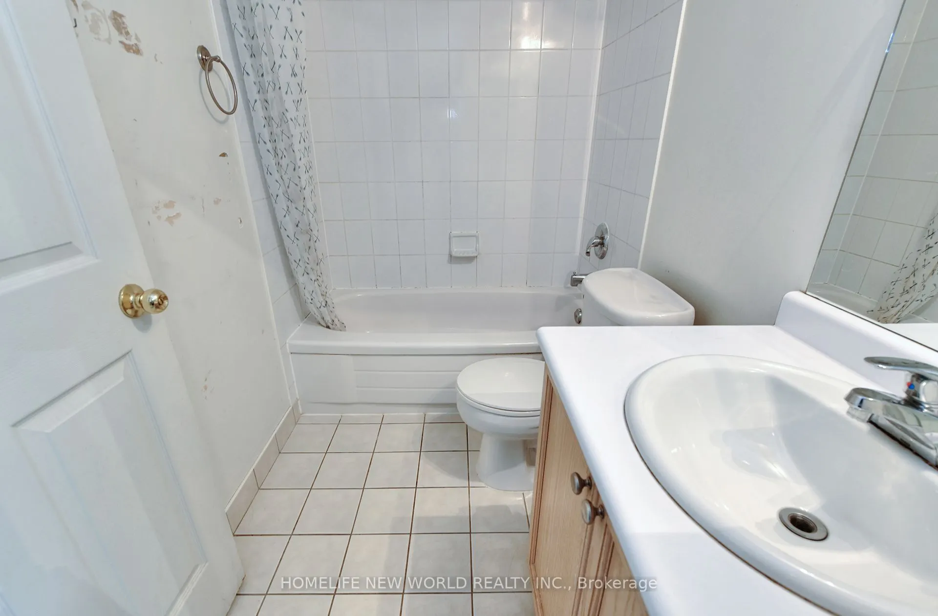 18 Parkview Avenue #811
