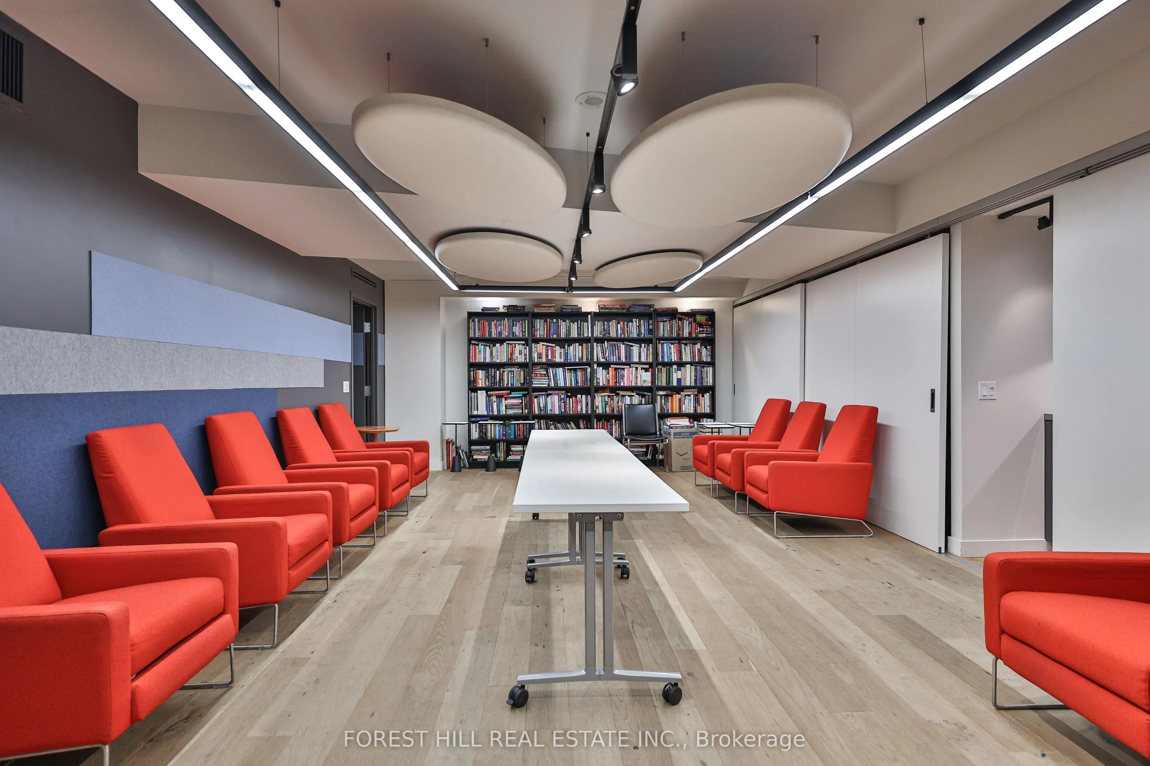38 Avenue Road #305