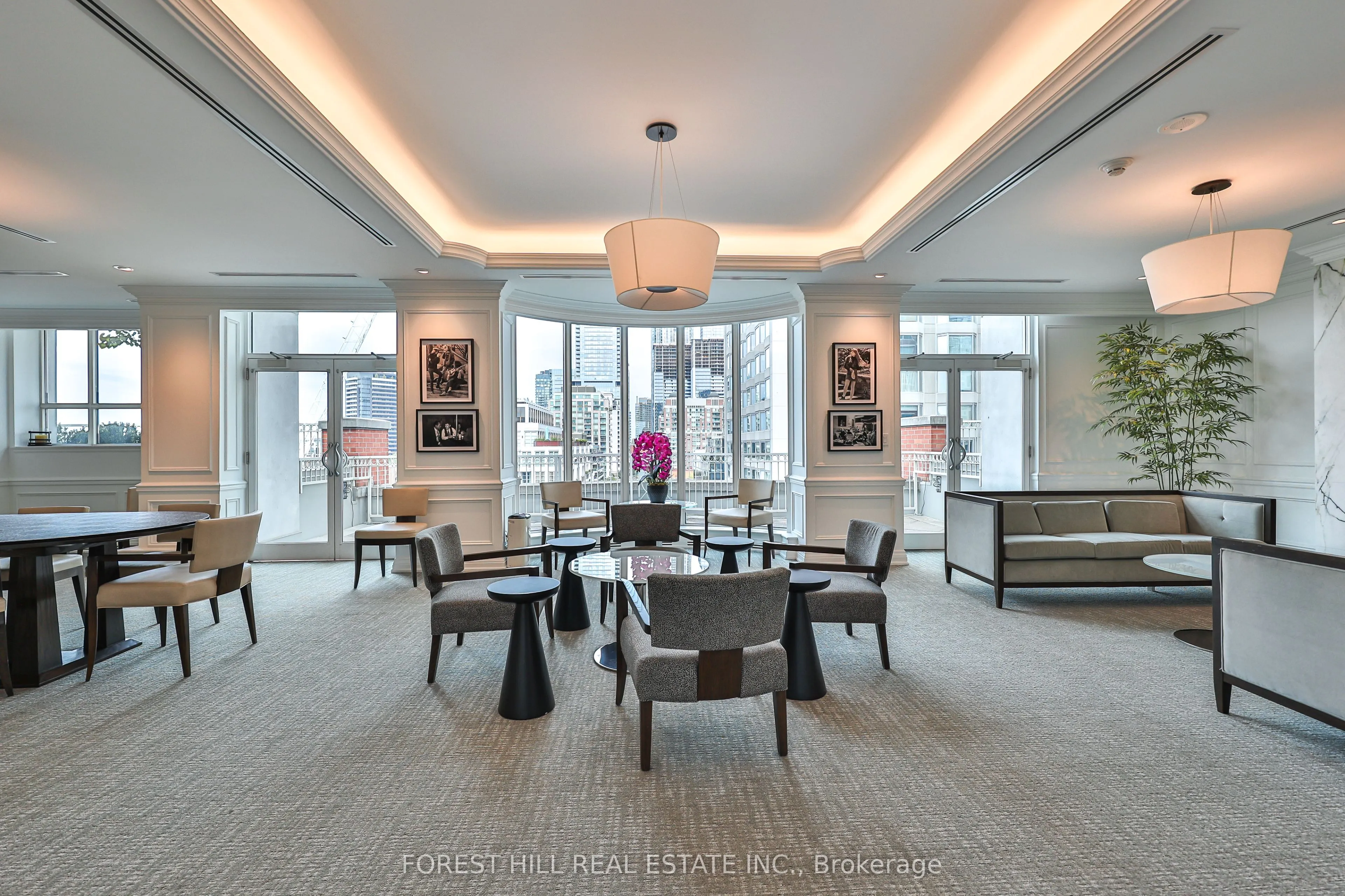 38 Avenue Road #305
