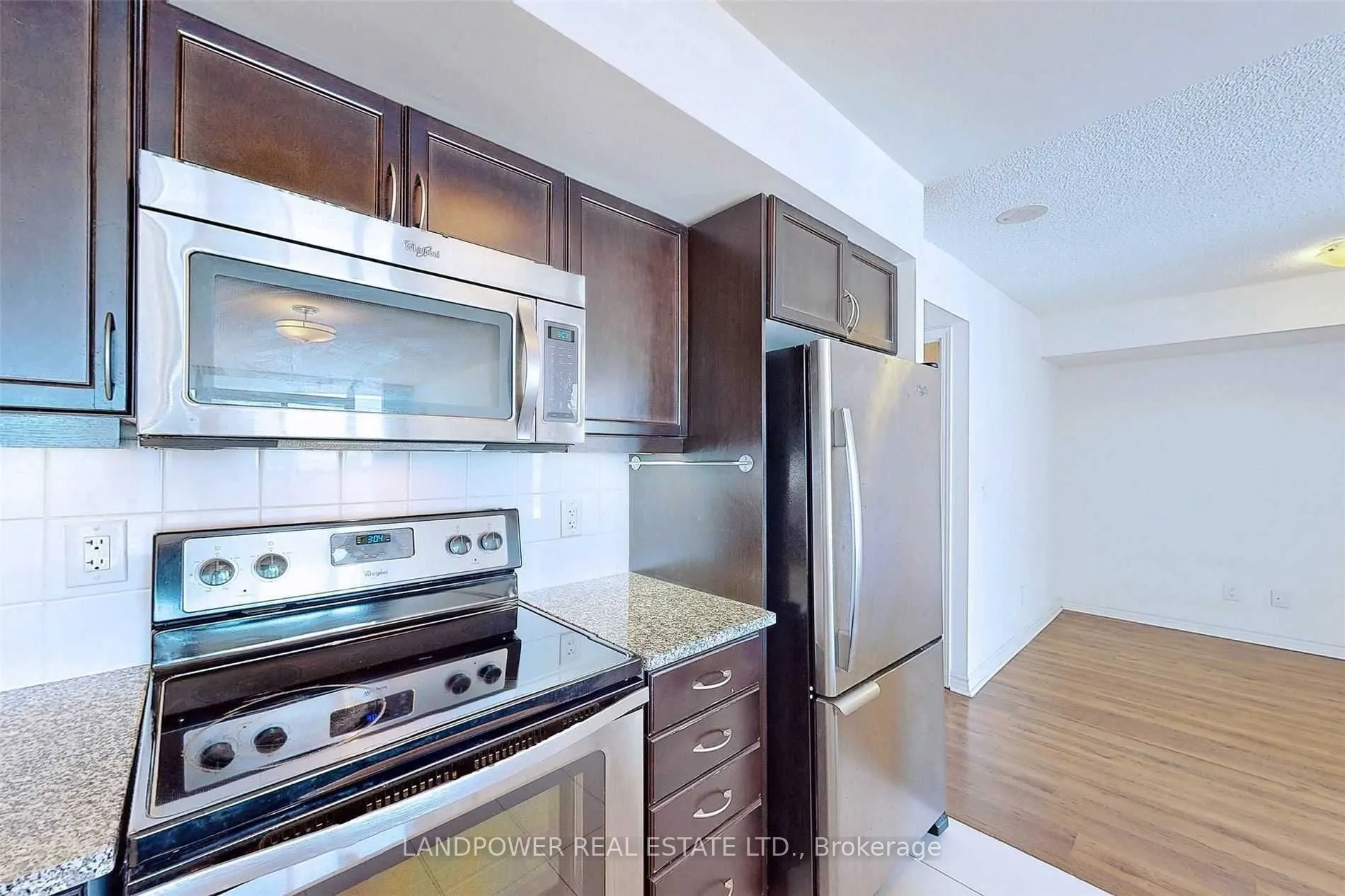 19 Grand Trunk Crescent #3315