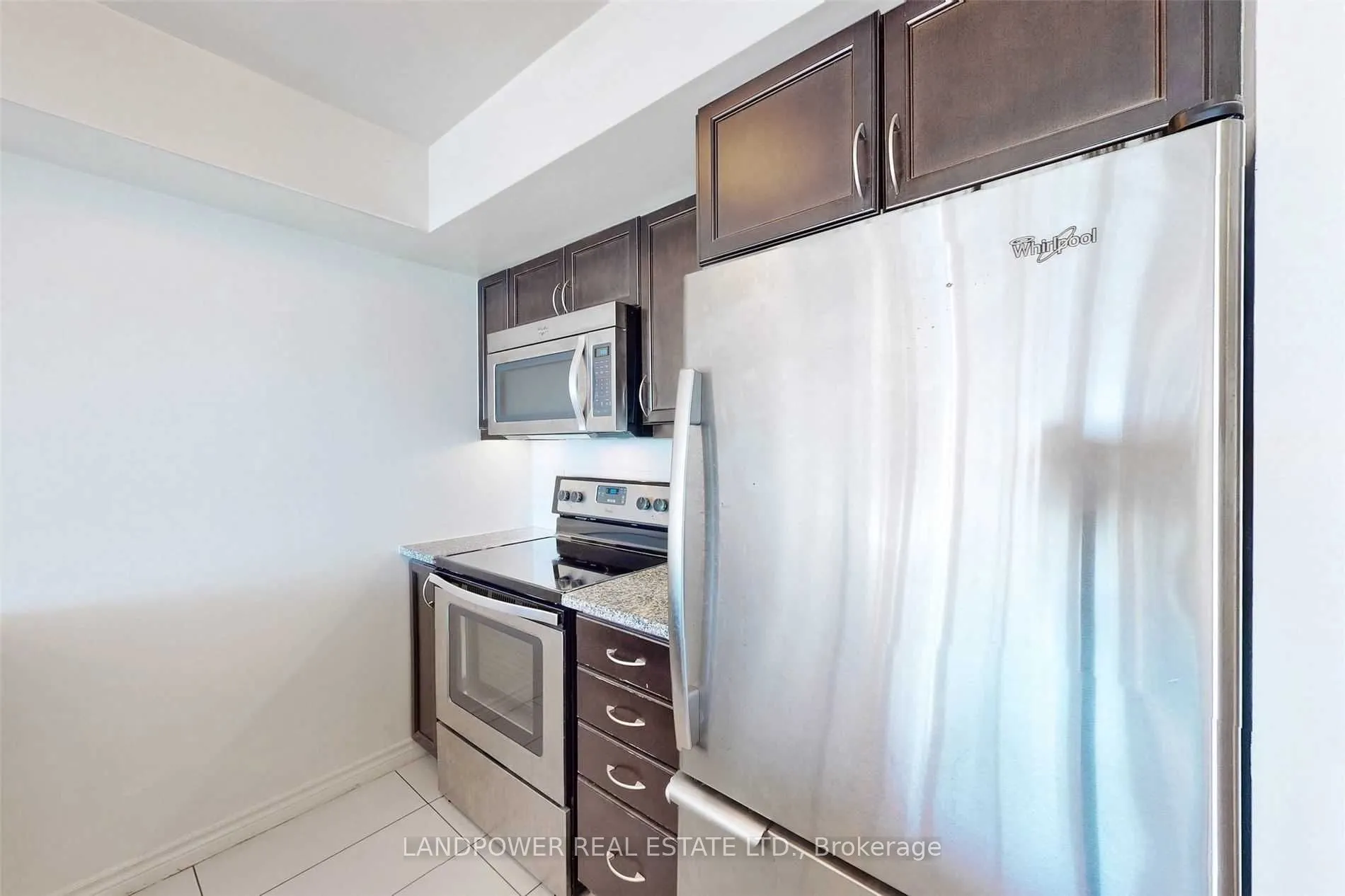 19 Grand Trunk Crescent #3315