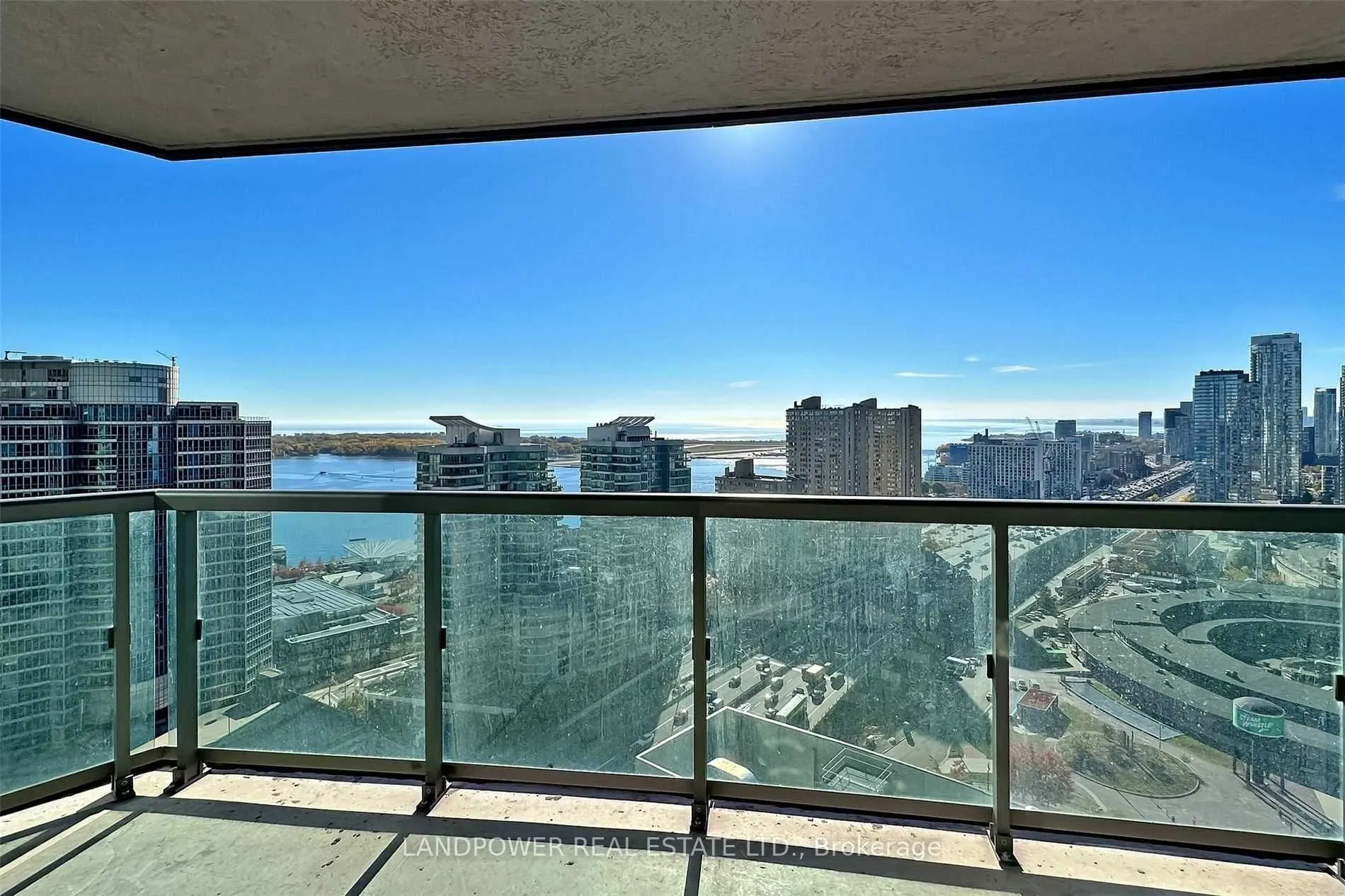 19 Grand Trunk Crescent #3315