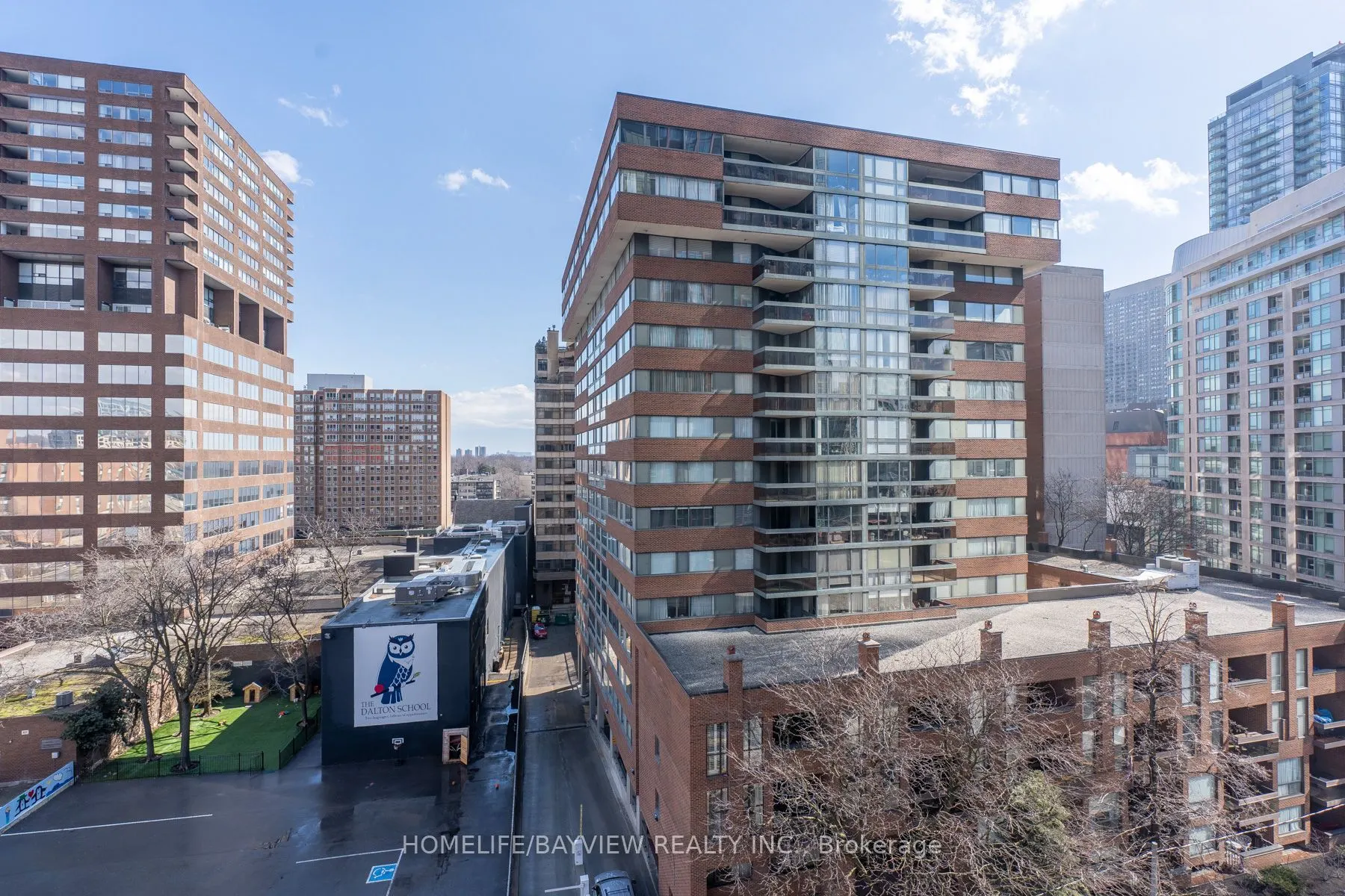 32 Davenport Road #703