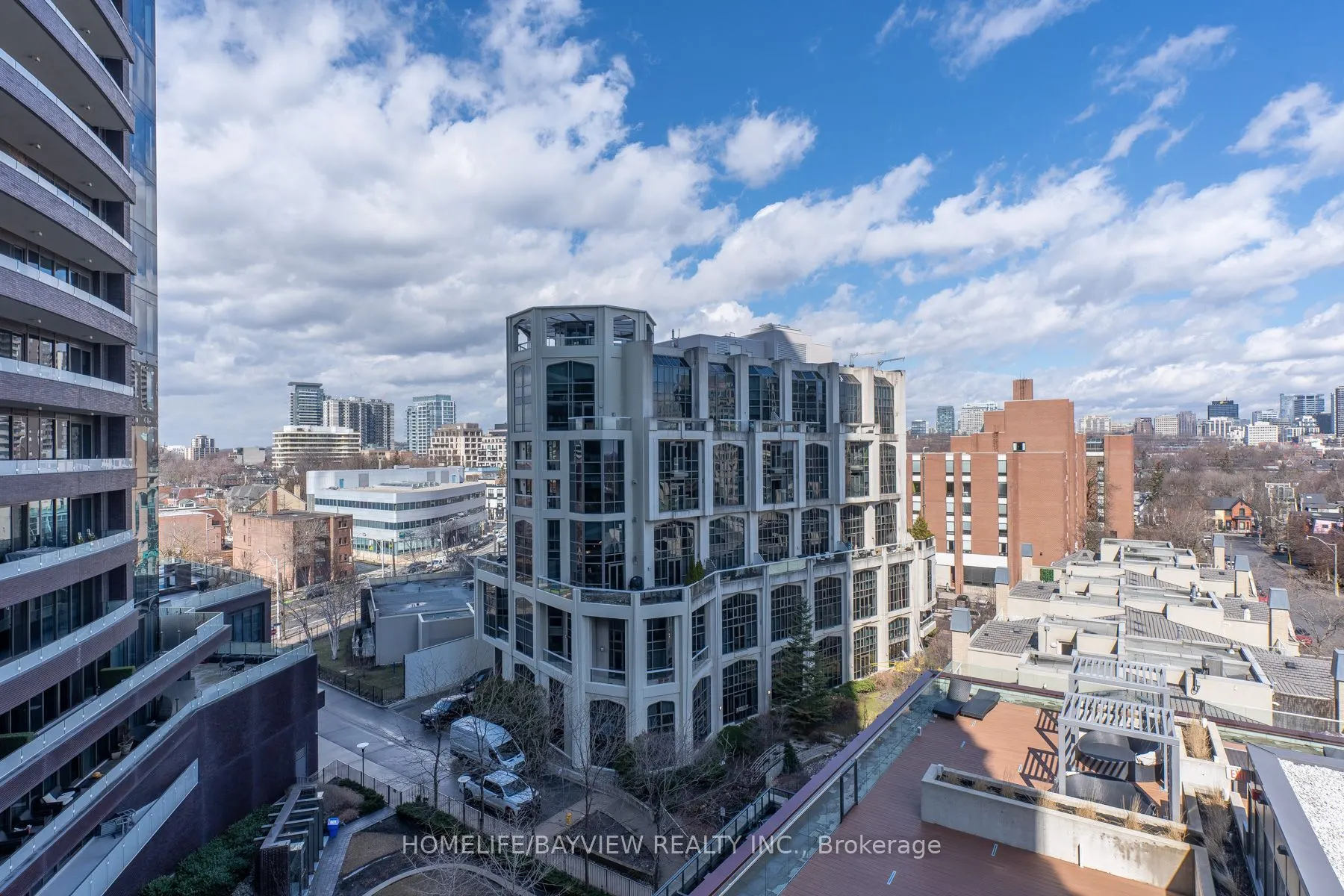 32 Davenport Road #703