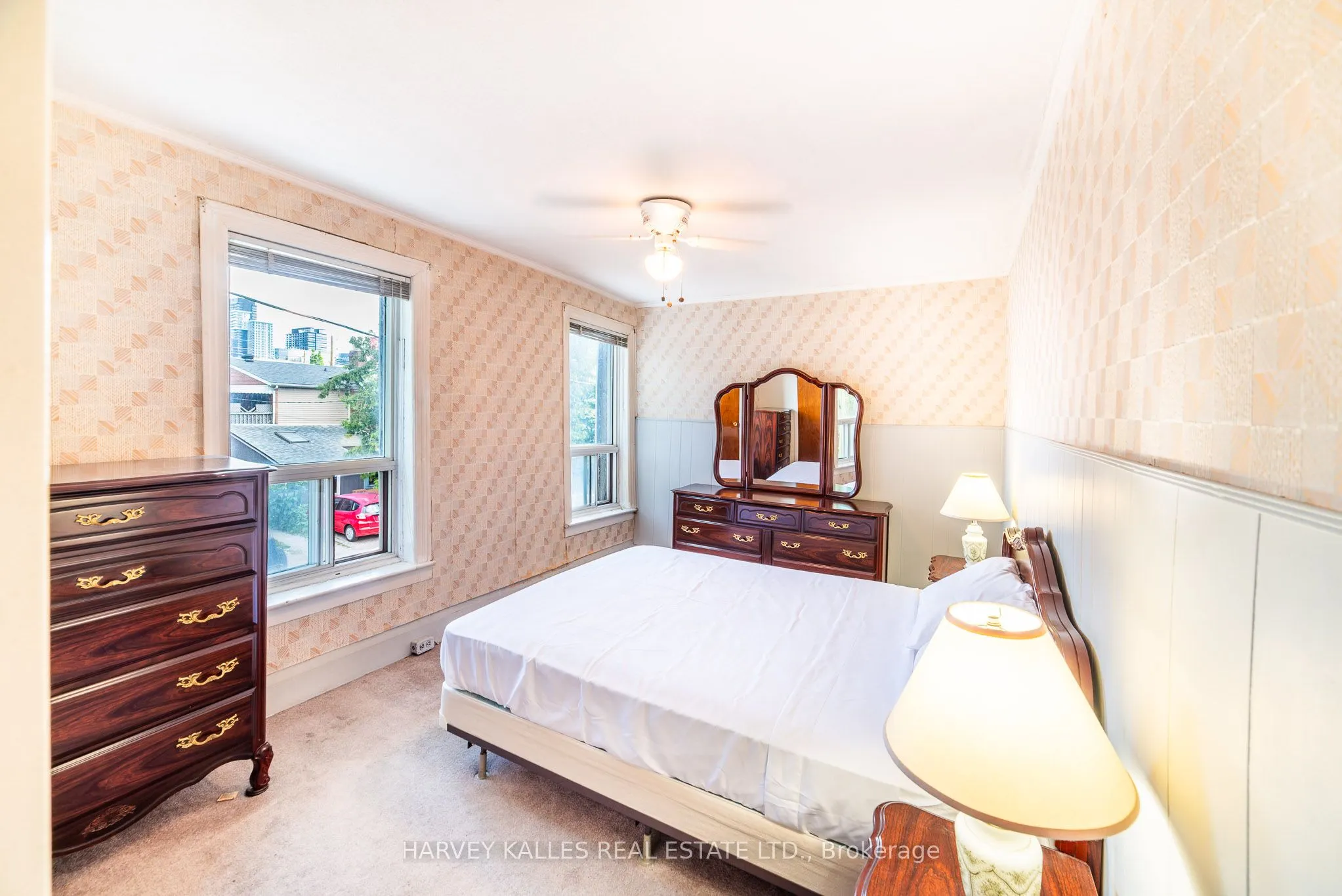 6 Crocker Avenue
