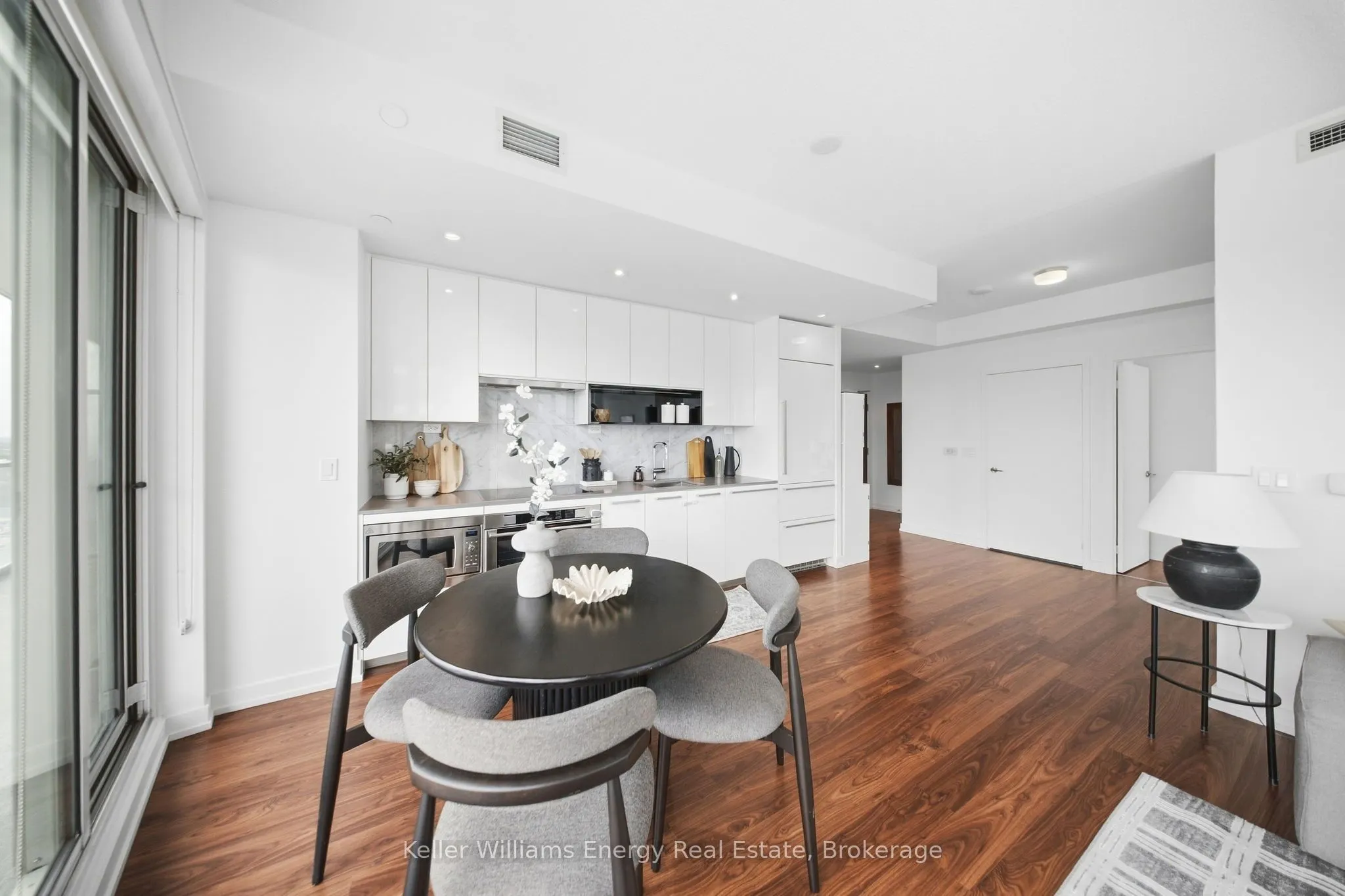 117 McMahon Drive #1109