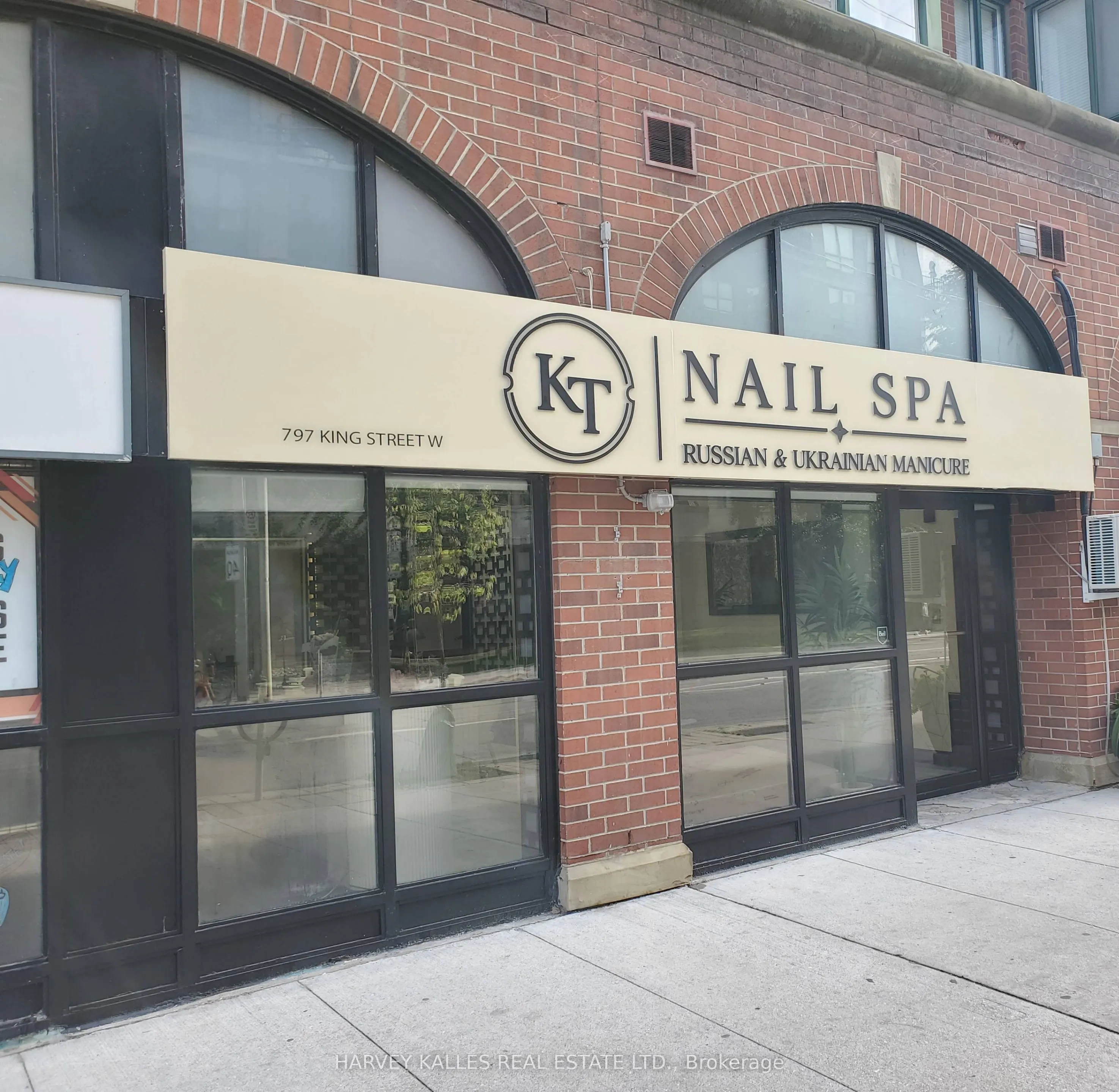 793 King Street W