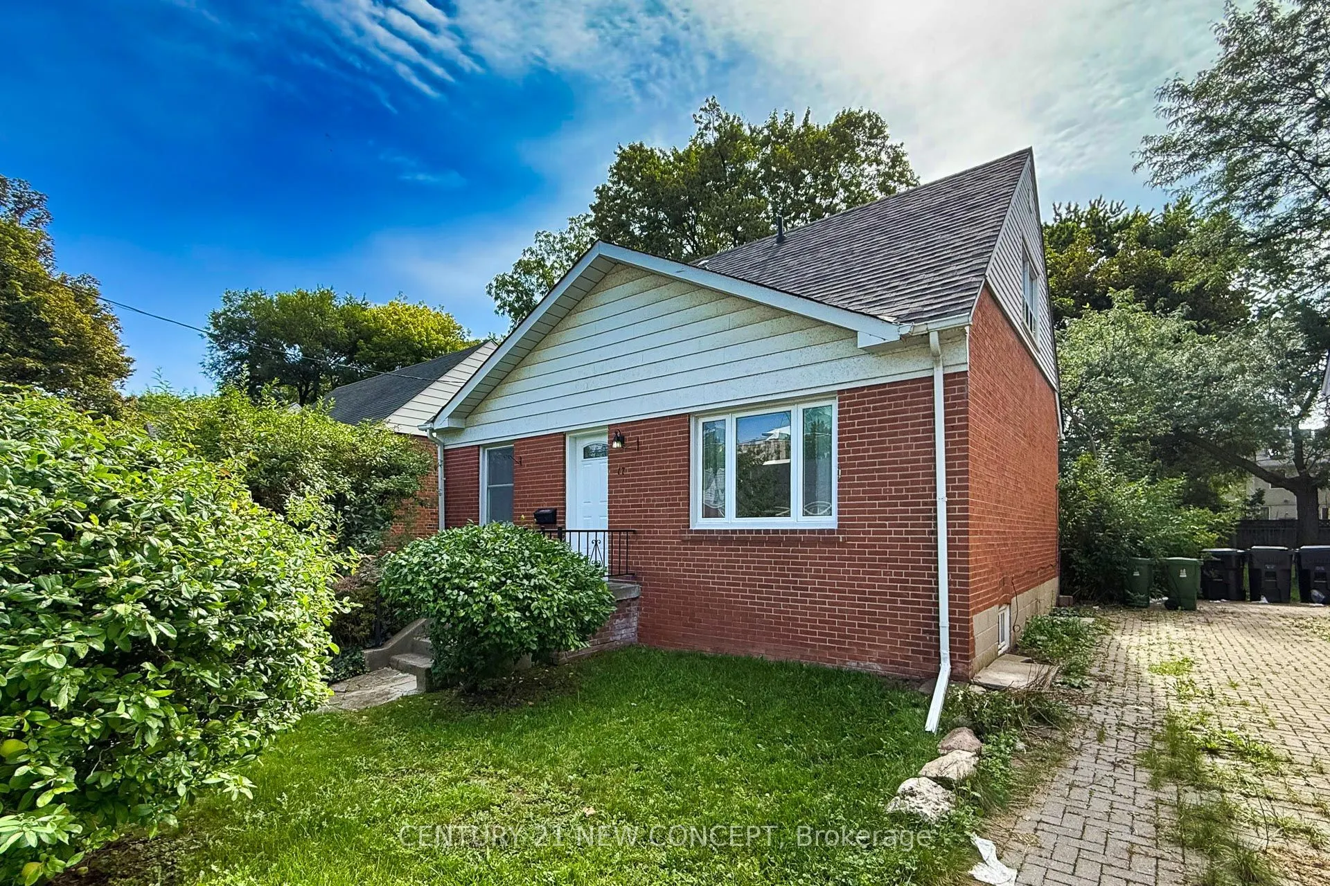 17 Lyndale Drive