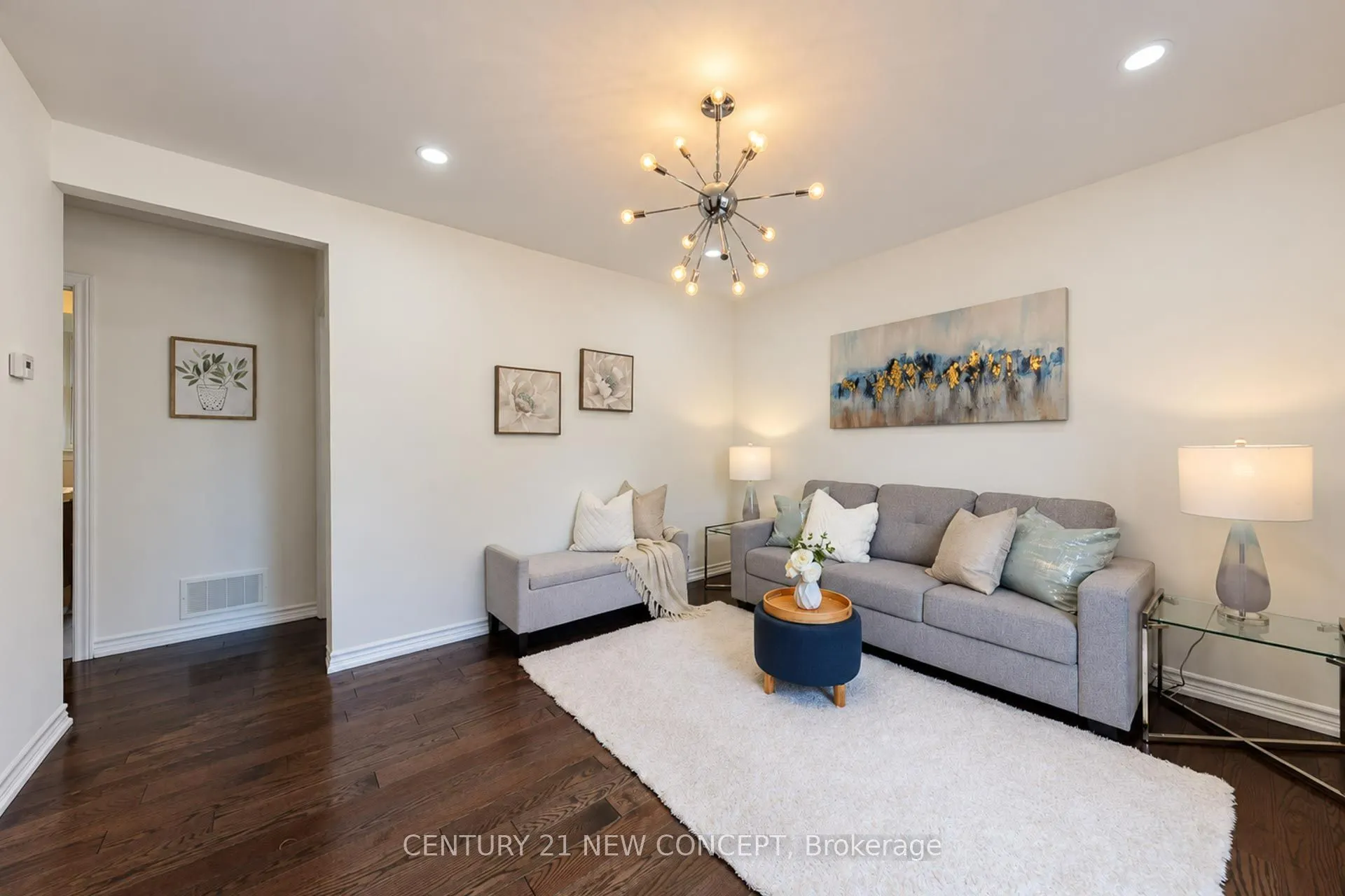 17 Lyndale Drive
