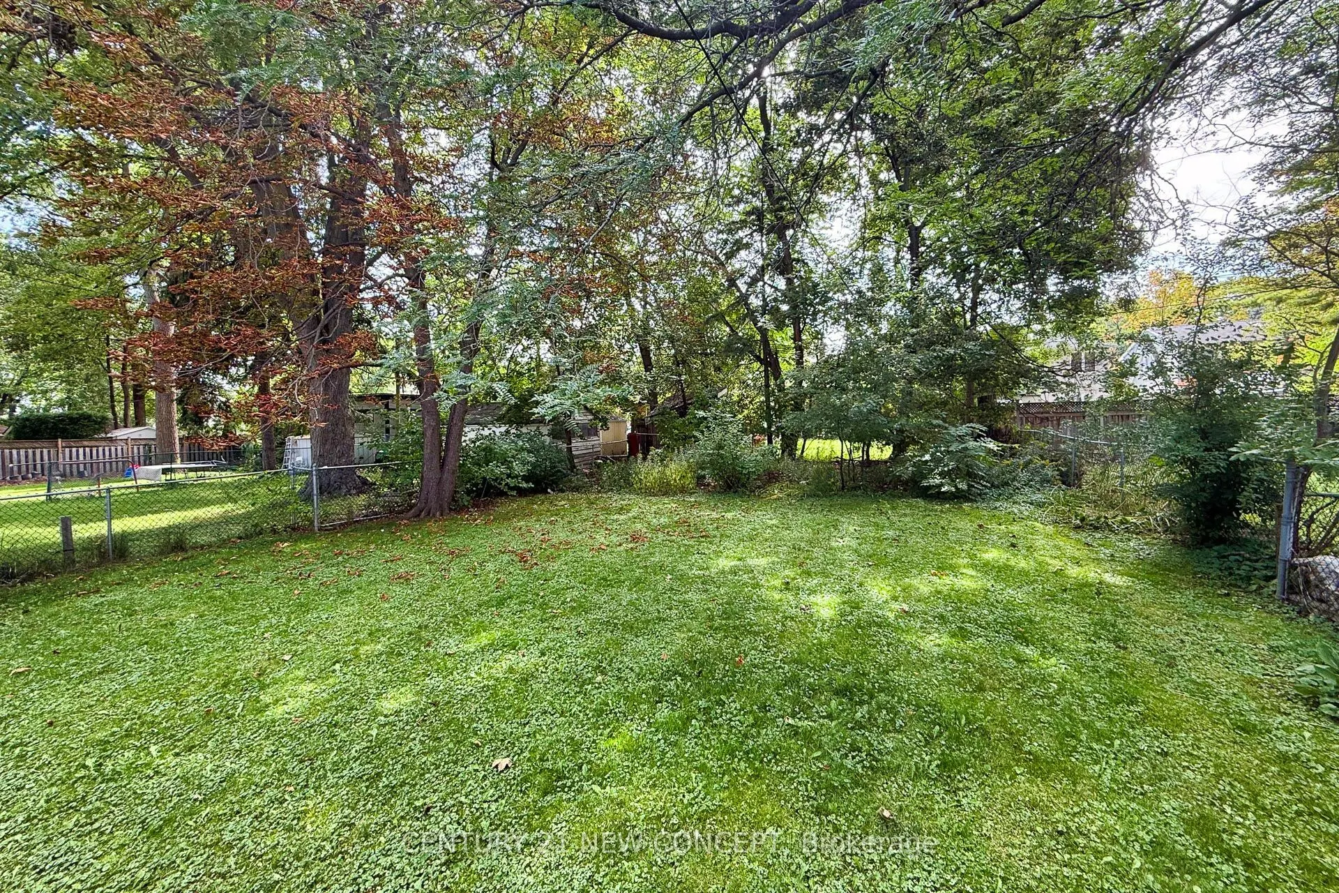 17 Lyndale Drive
