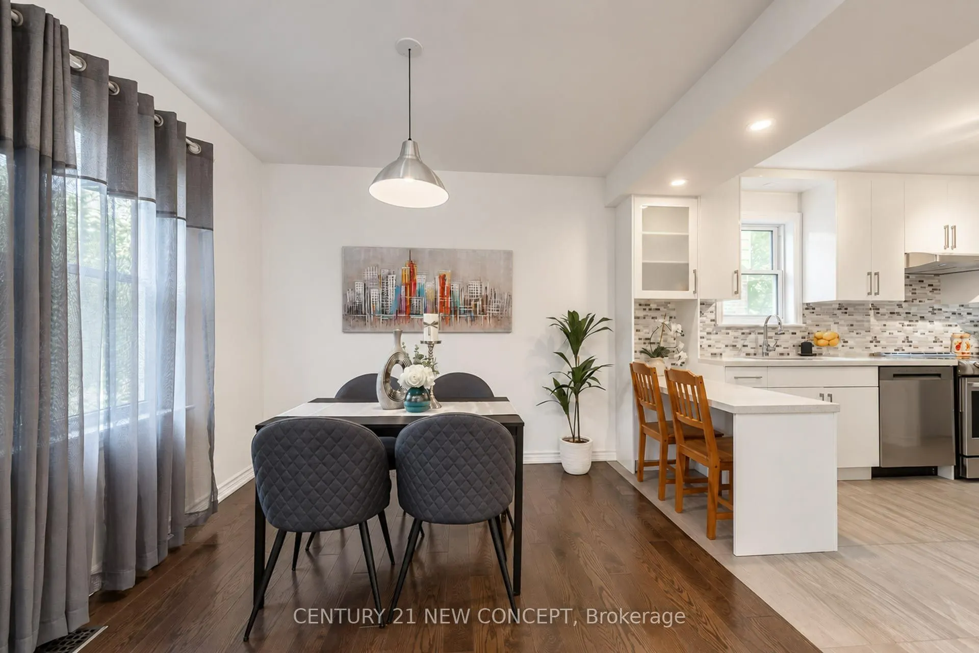 17 Lyndale Drive