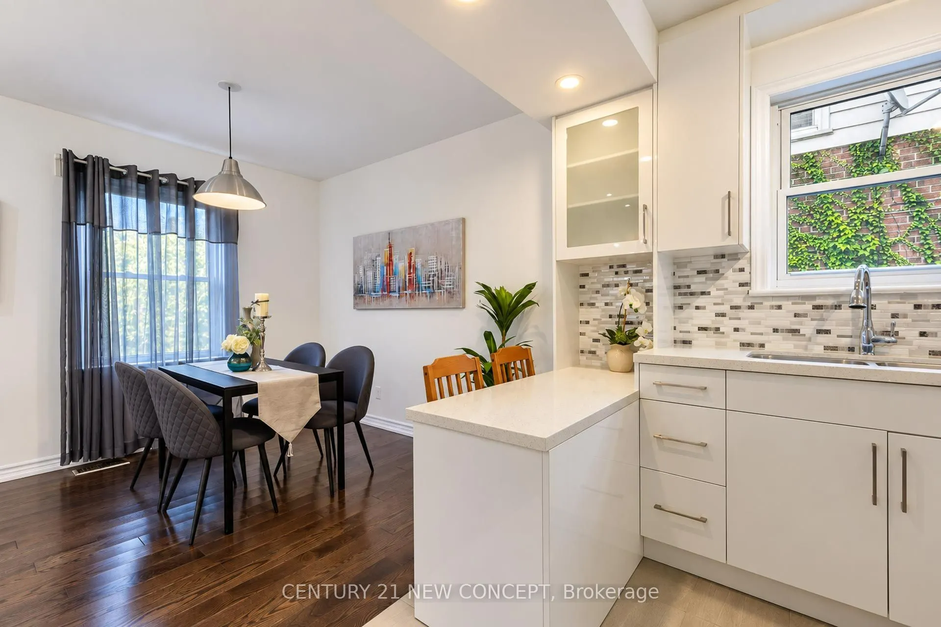 17 Lyndale Drive