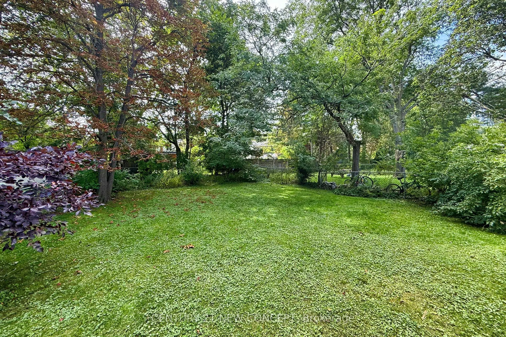 17 Lyndale Drive