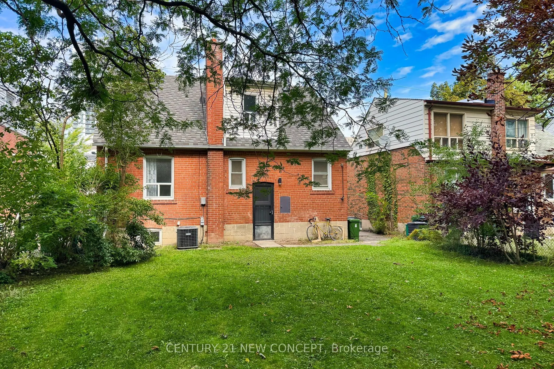 17 Lyndale Drive