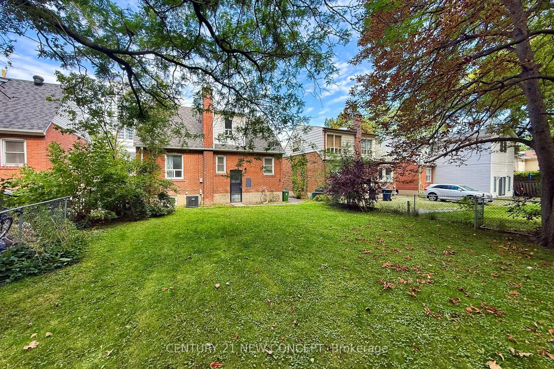 17 Lyndale Drive