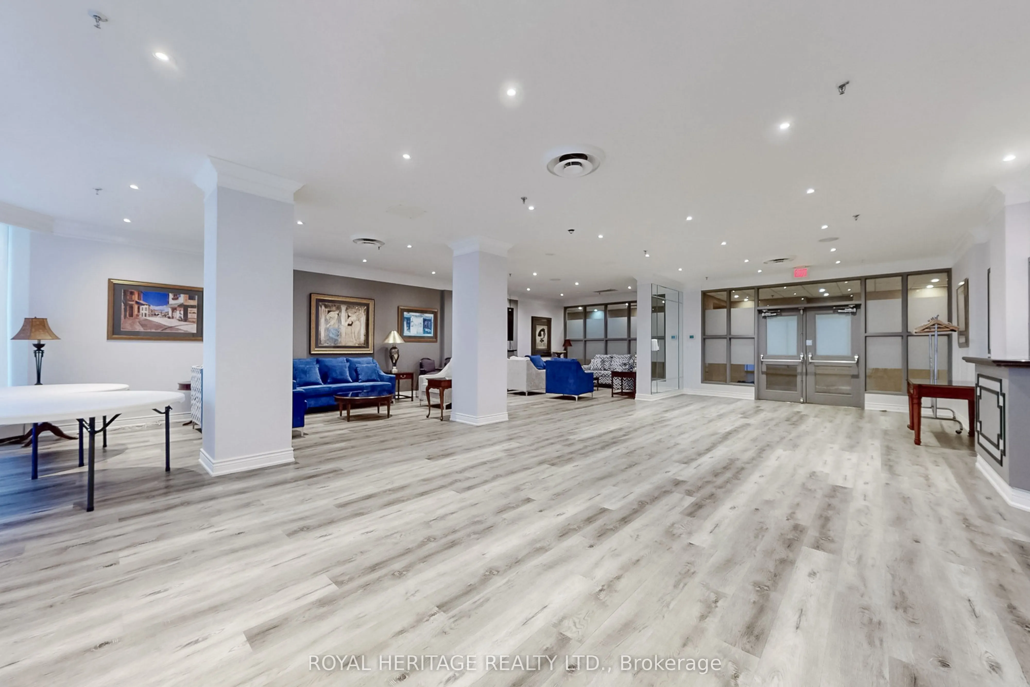 10 Torresdale Avenue #801
