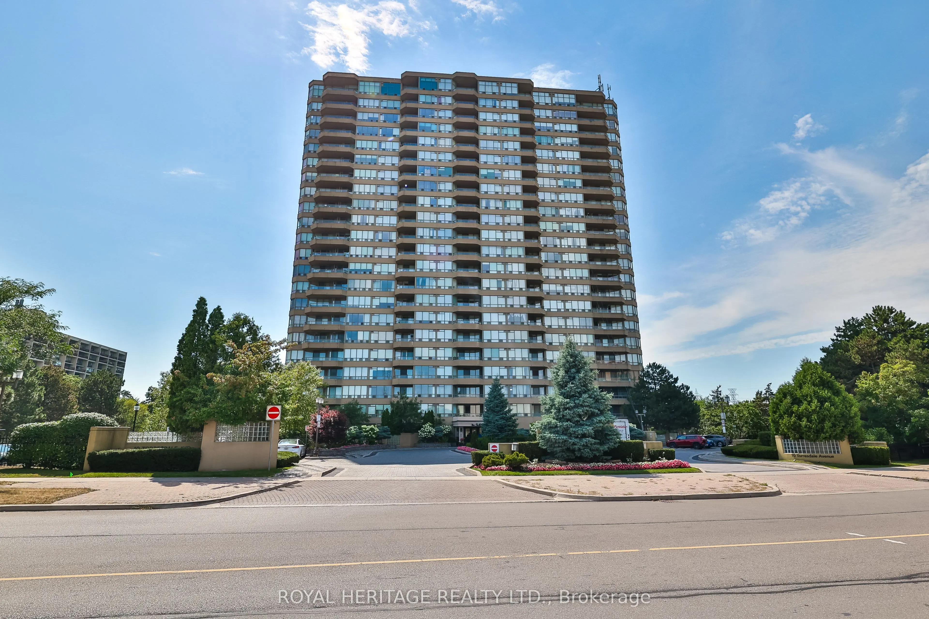 10 Torresdale Avenue #801