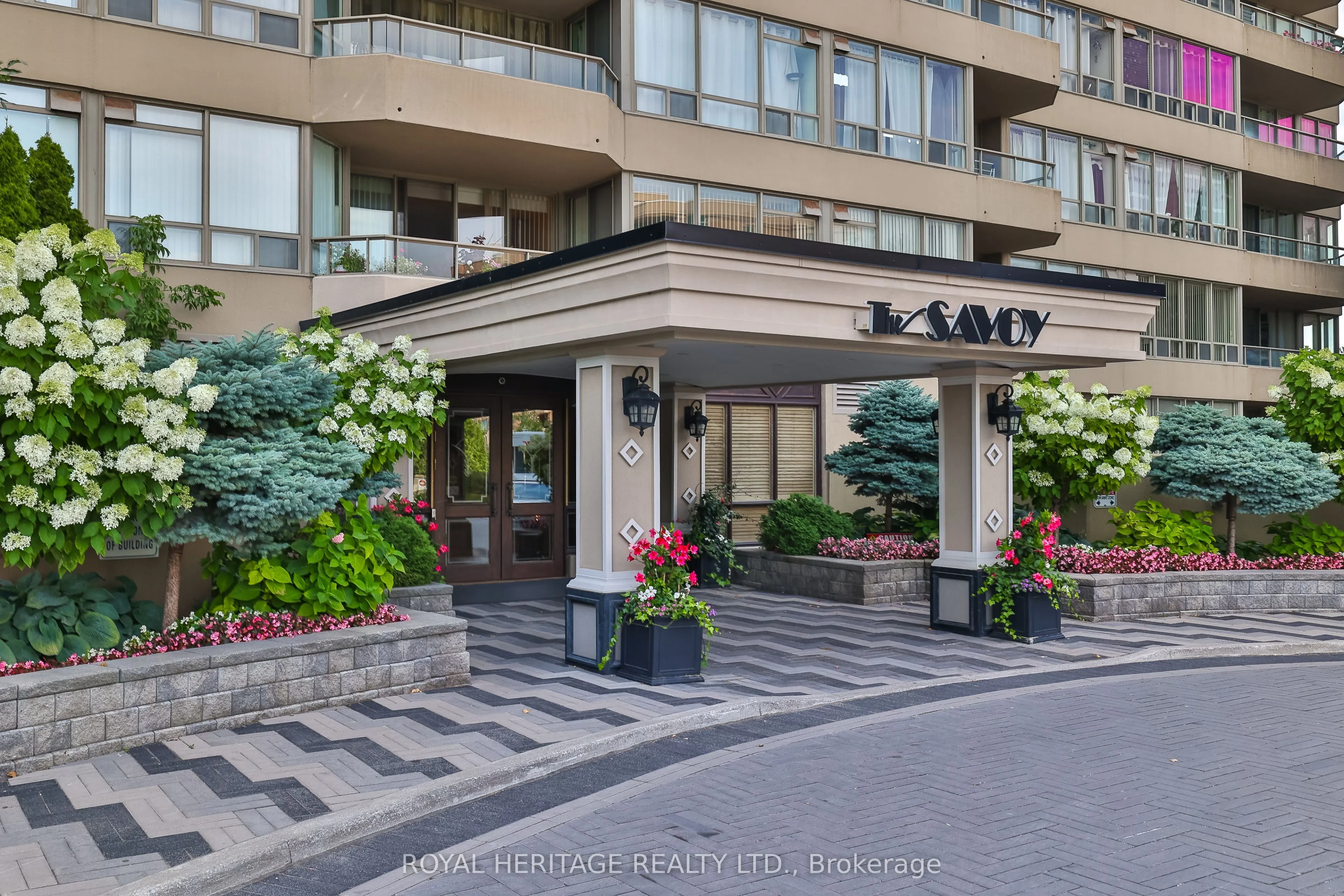 10 Torresdale Avenue #801