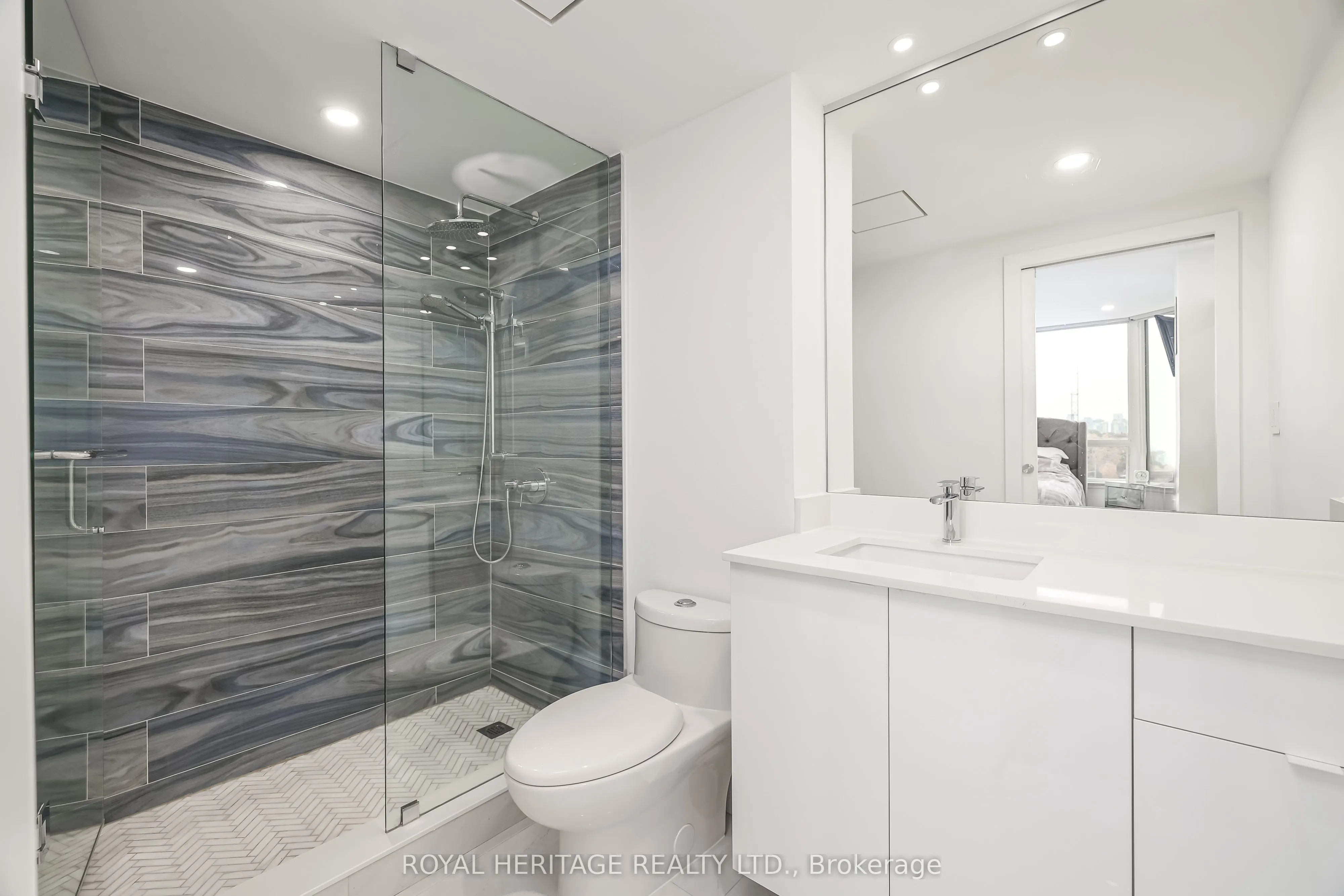 10 Torresdale Avenue #801
