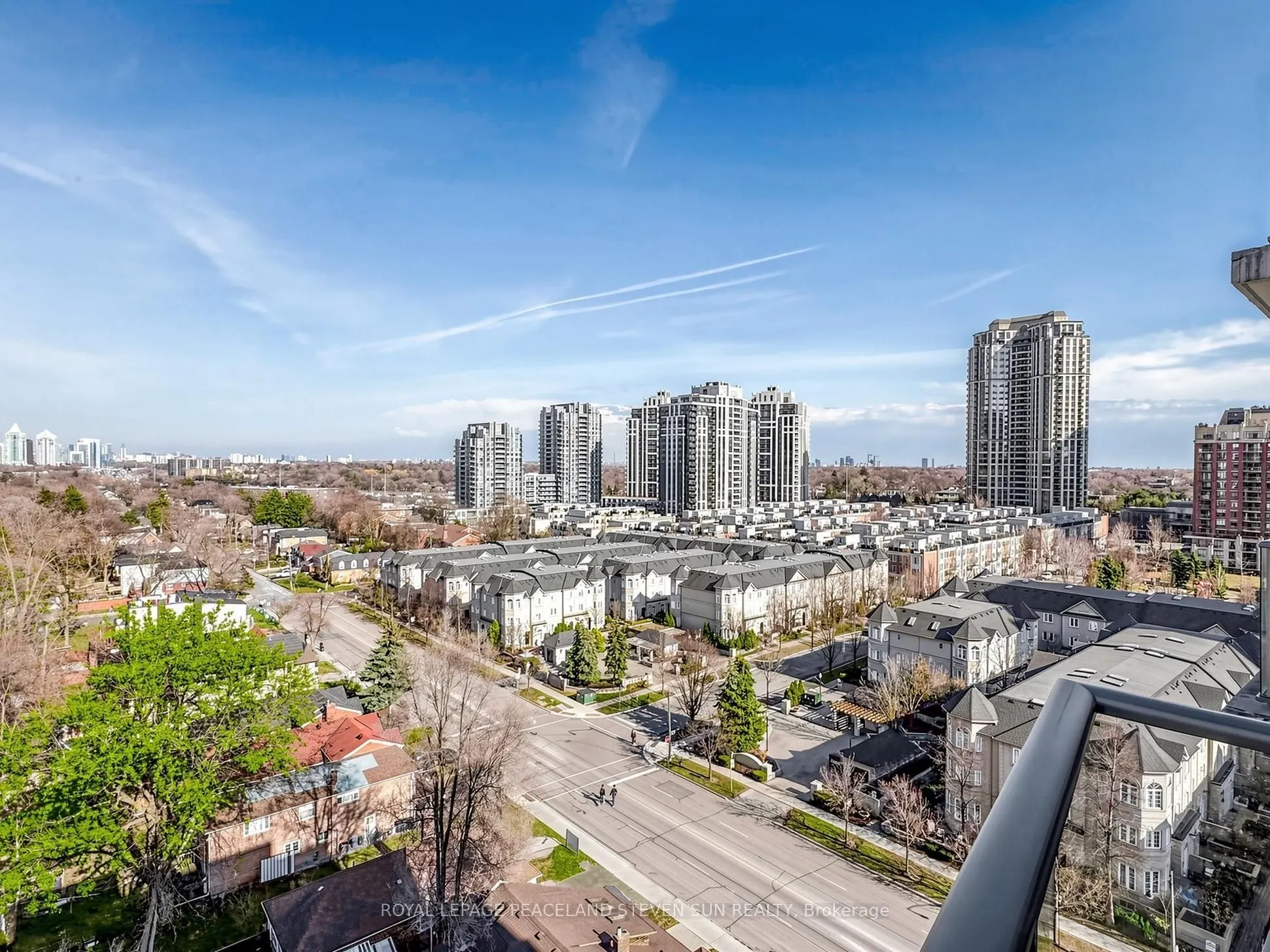 28 Avondale Avenue #601
