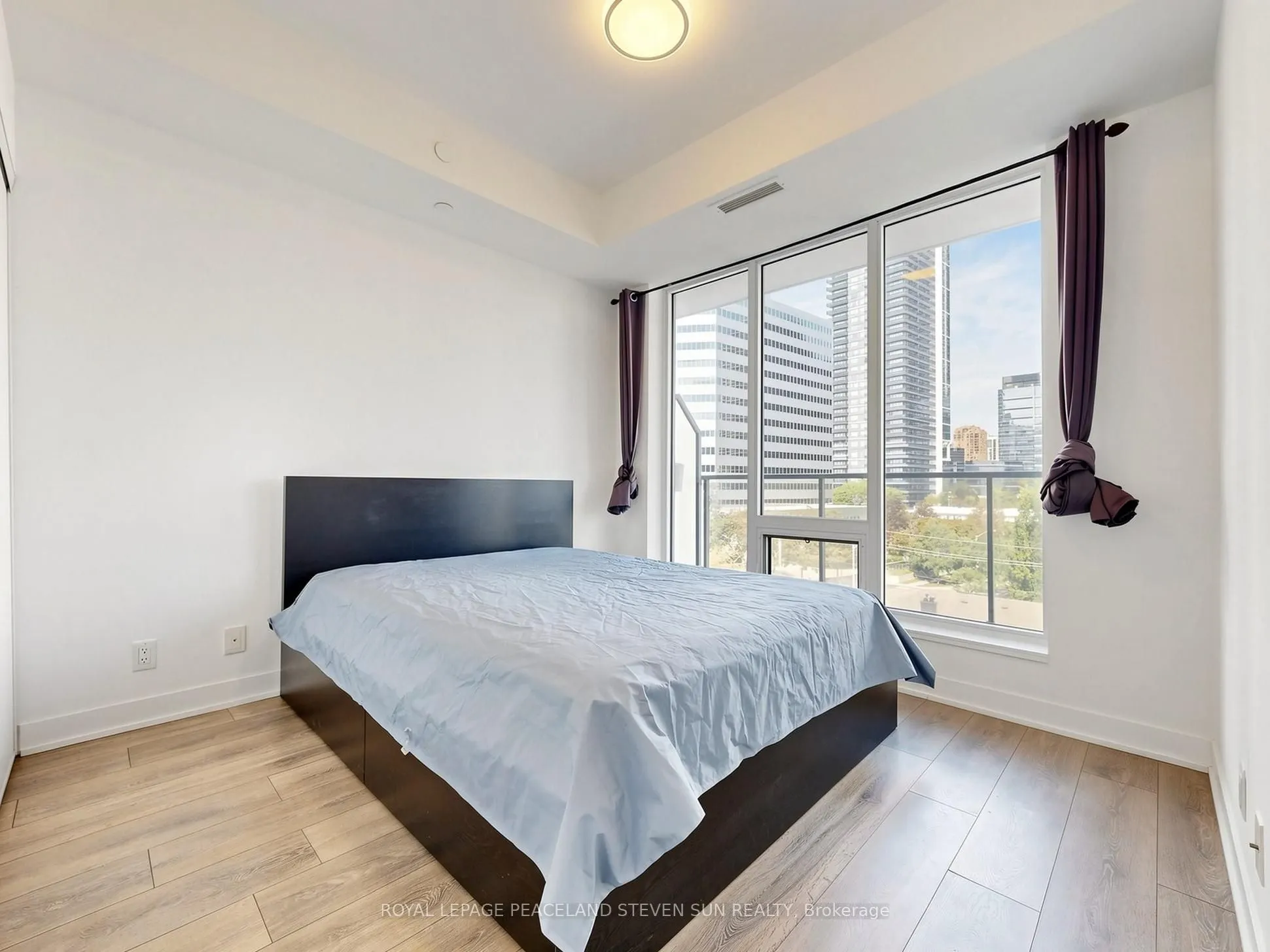 28 Avondale Avenue #601