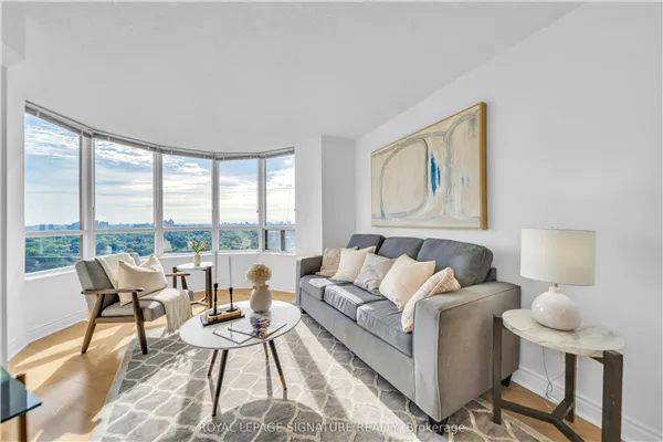 15 Northtown Way #2122