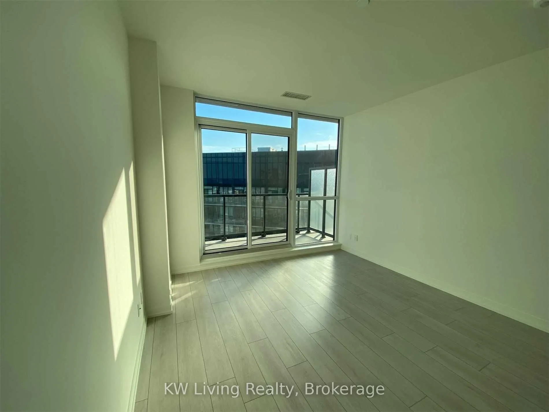 49 East Liberty Street #1806