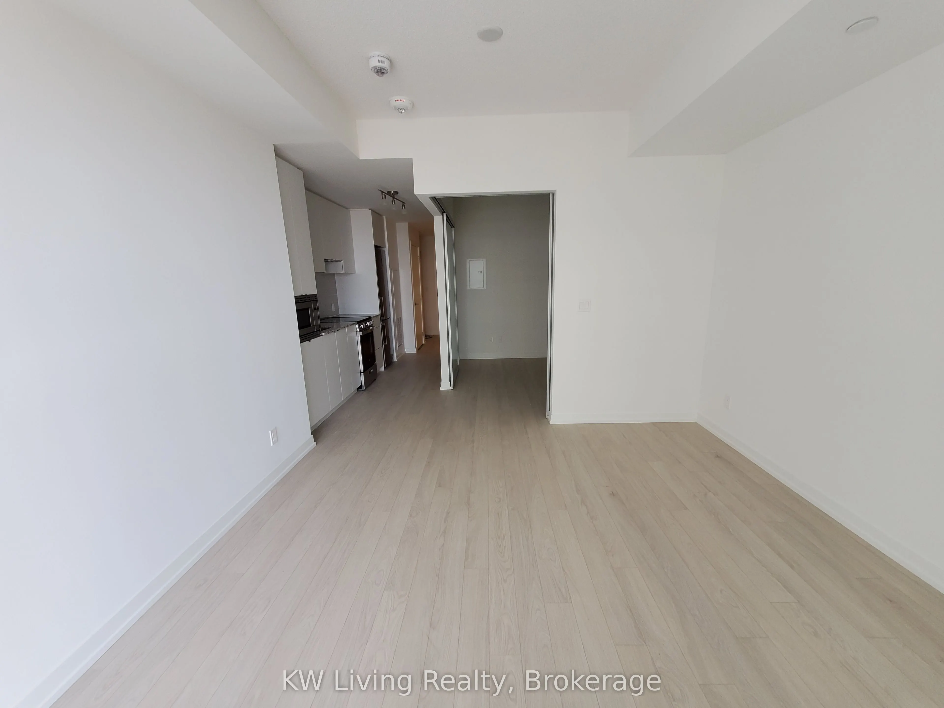 49 East Liberty Street #1806