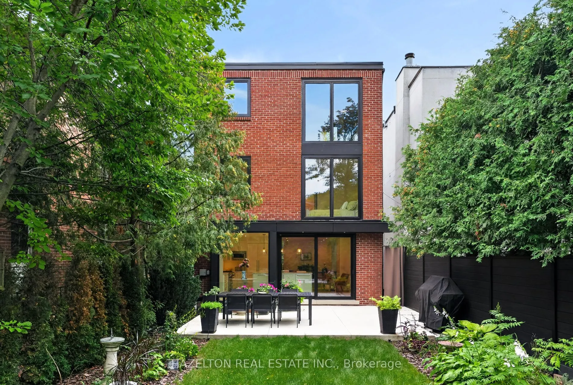 228 Glen Road