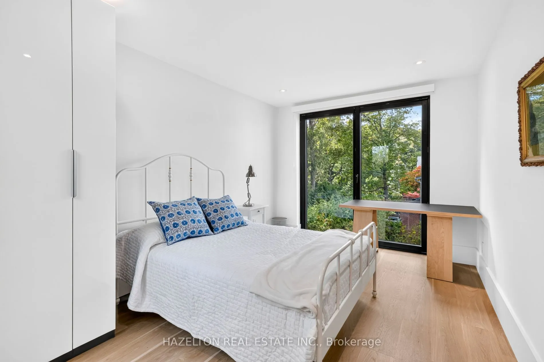 228 Glen Road