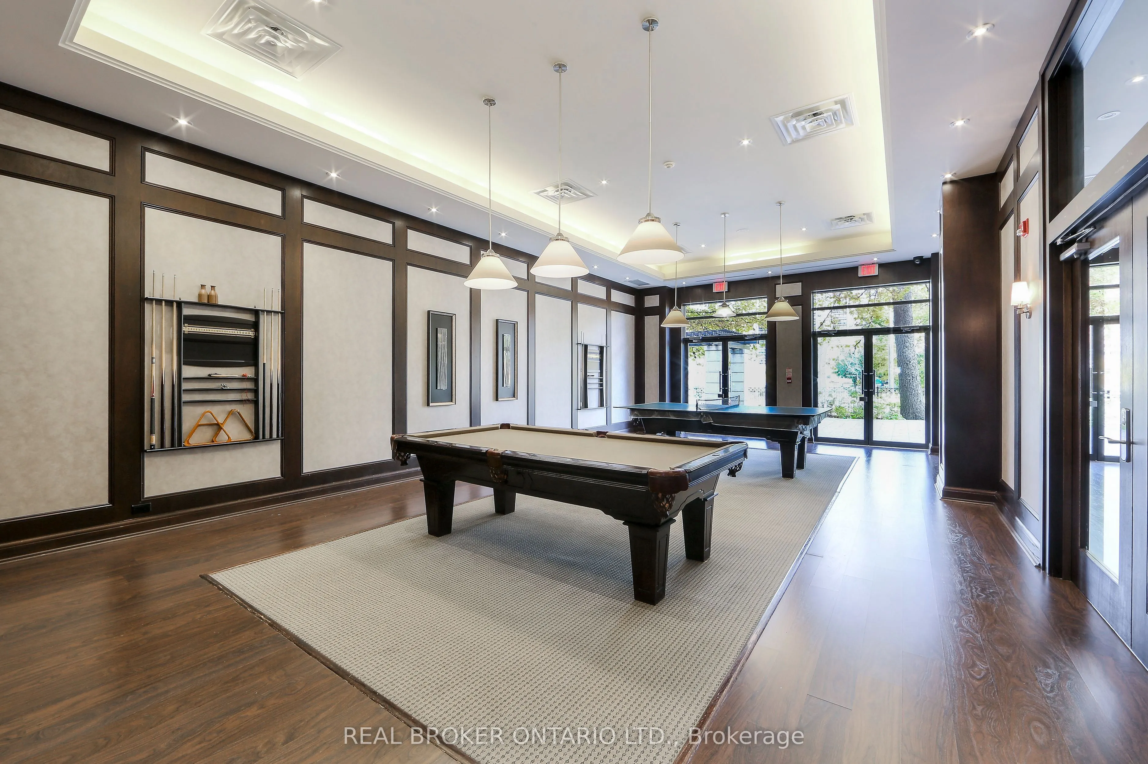 135 Wynford Drive #401