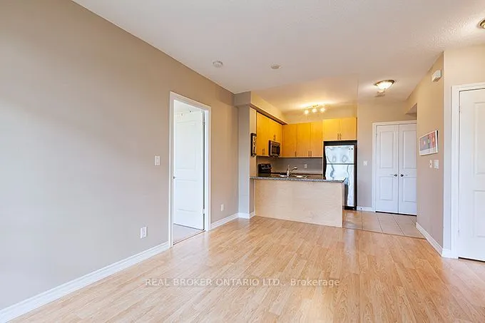 135 Wynford Drive #401