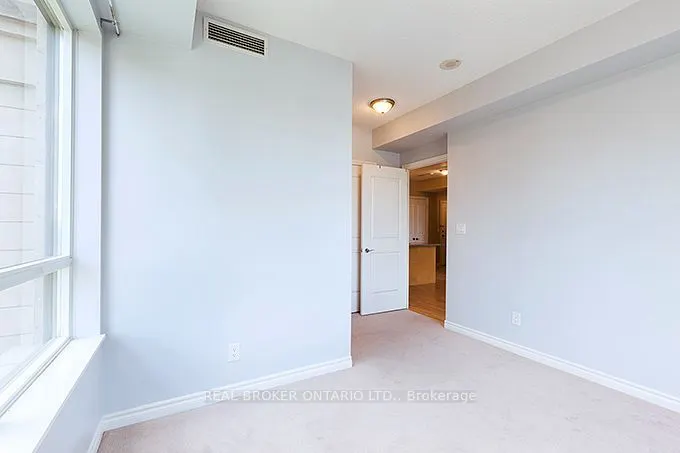 135 Wynford Drive #401