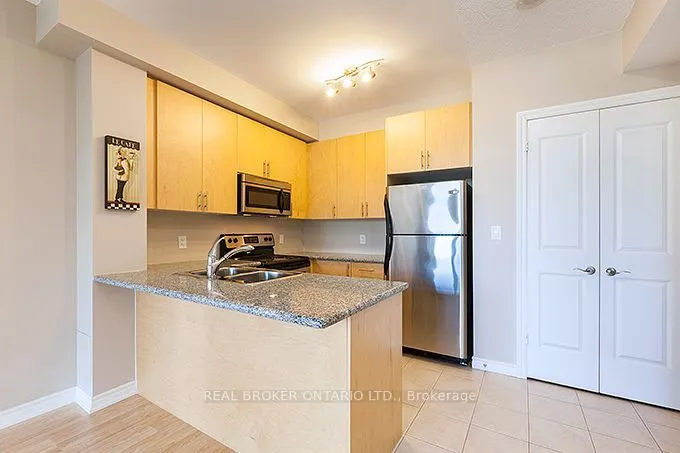 135 Wynford Drive #401