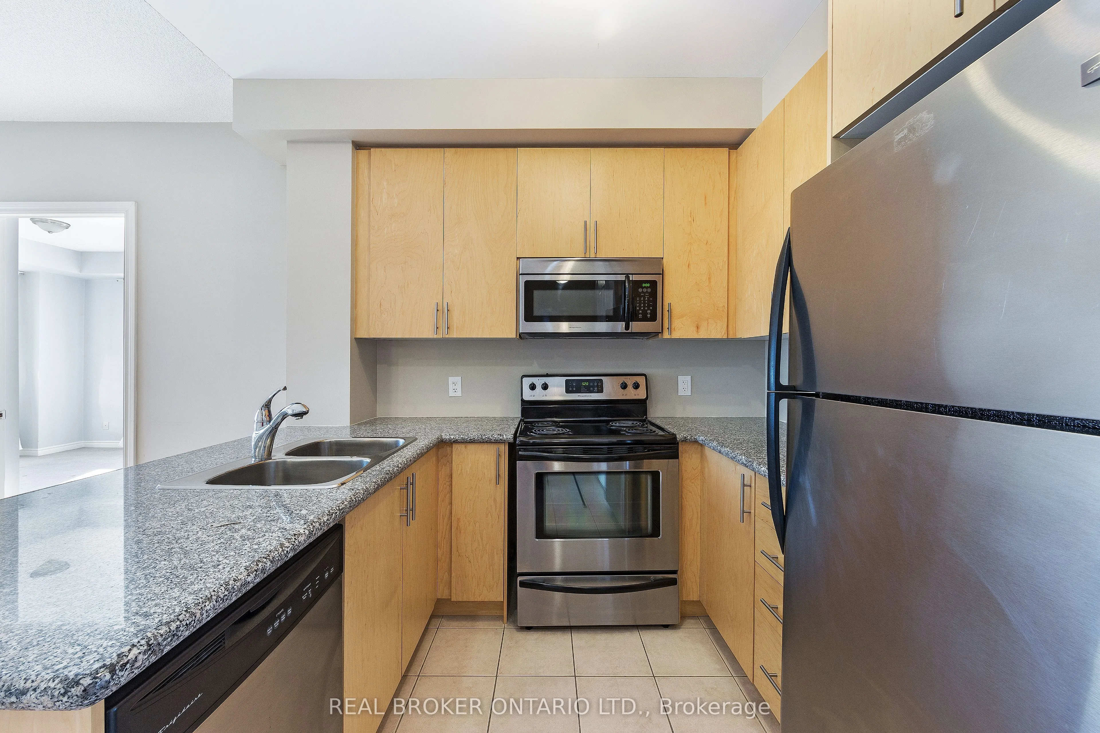 135 Wynford Drive #401