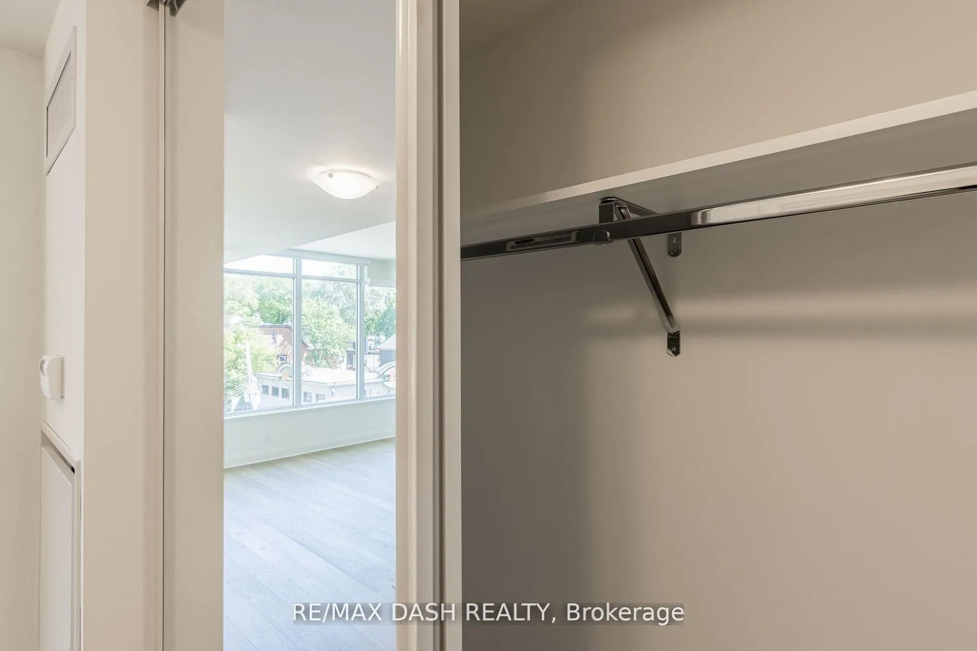 151 Avenue Road #310