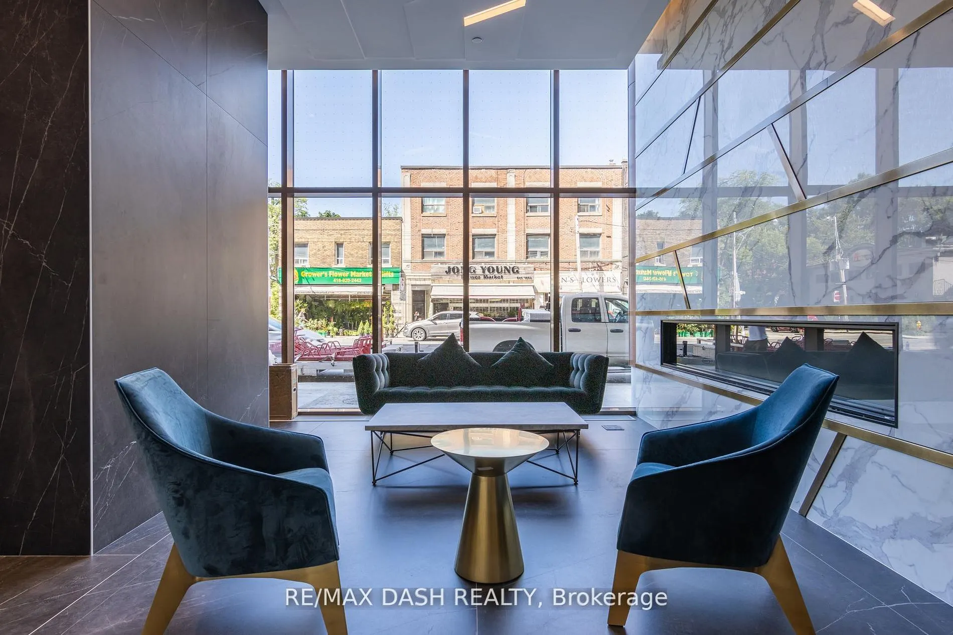 151 Avenue Road #310