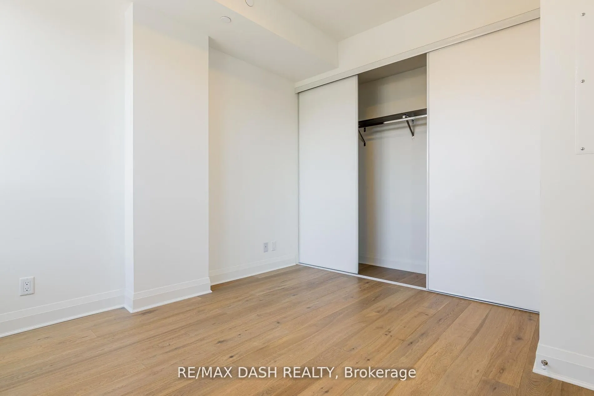 151 Avenue Road #310