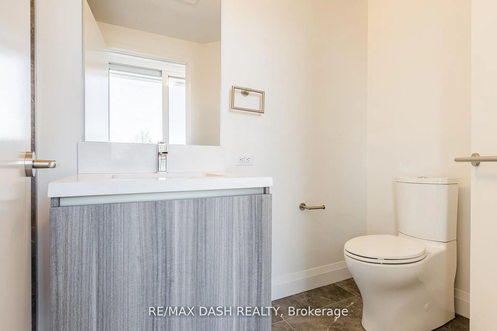 151 Avenue Road #310