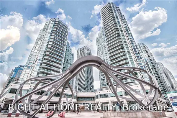 10 Queens Quay W #1712