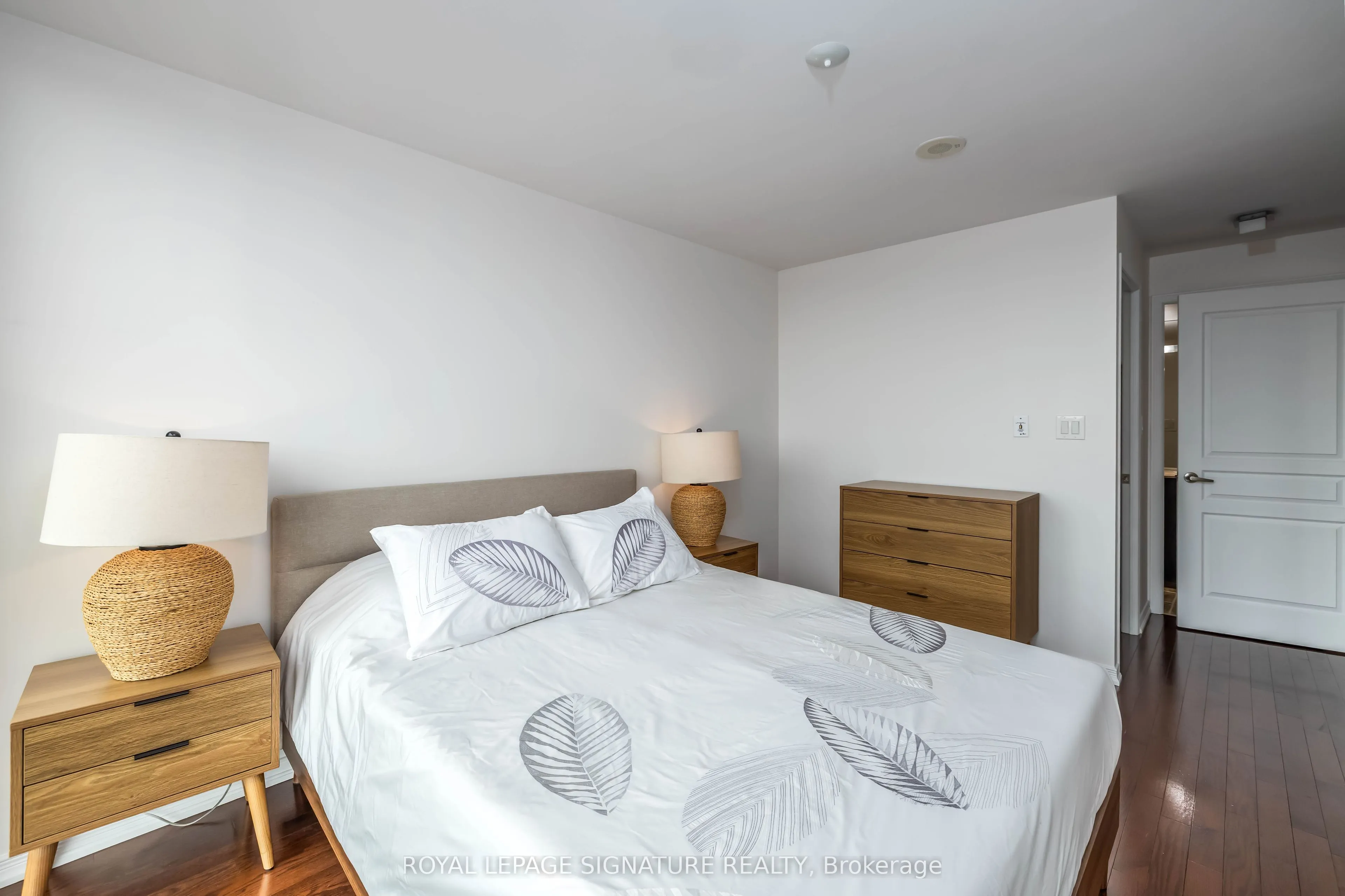 308 Palmerston Avenue #PH07