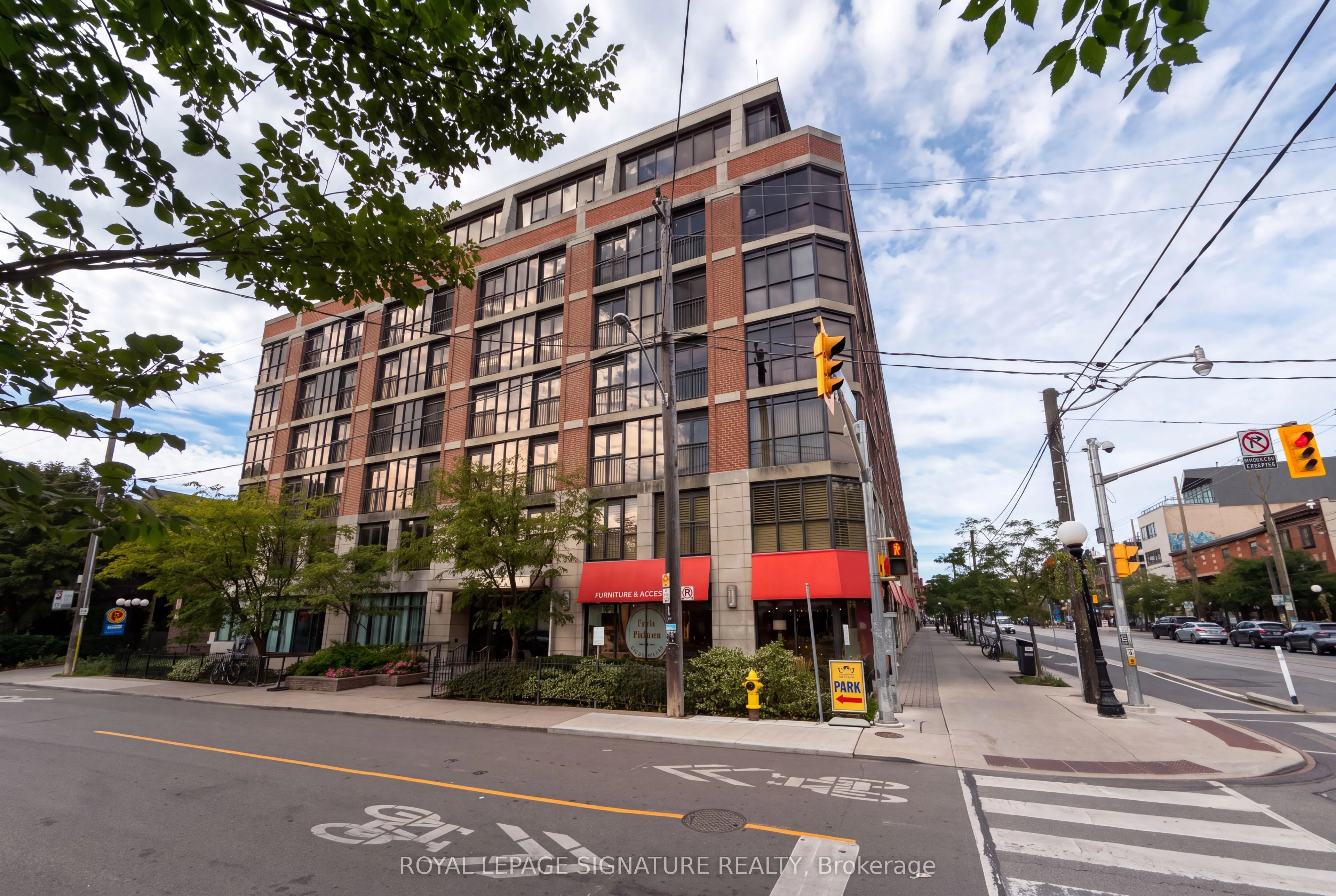 308 Palmerston Avenue #PH07